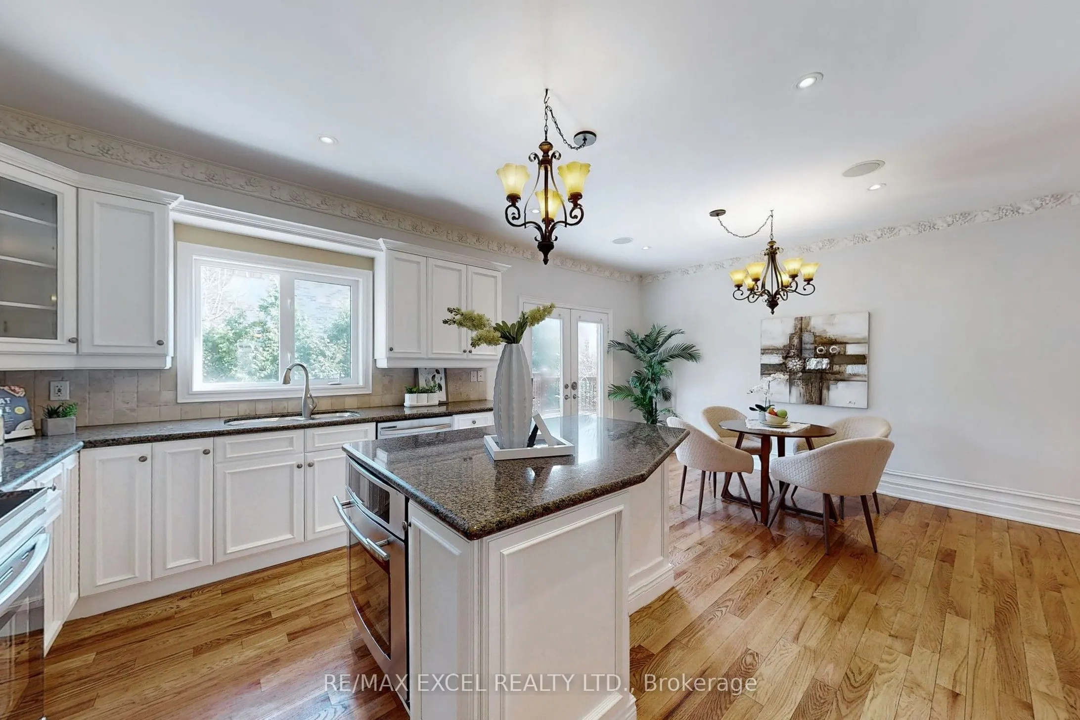 25 Oak Avenue
