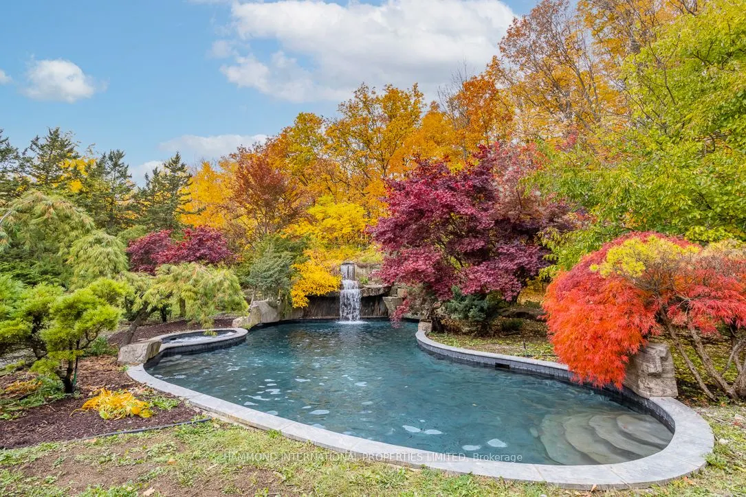 76 Quail Run Boulevard