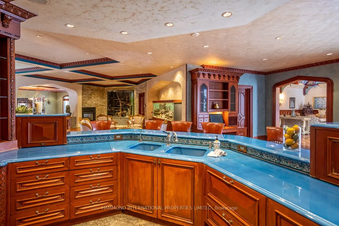 76 Quail Run Boulevard