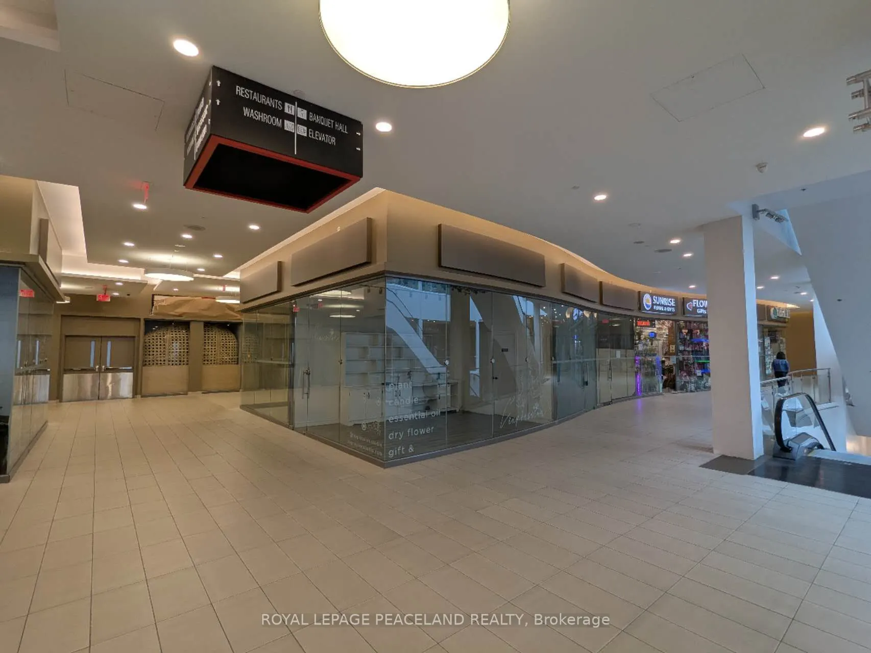 9390 Woodbine Avenue, #2E9
