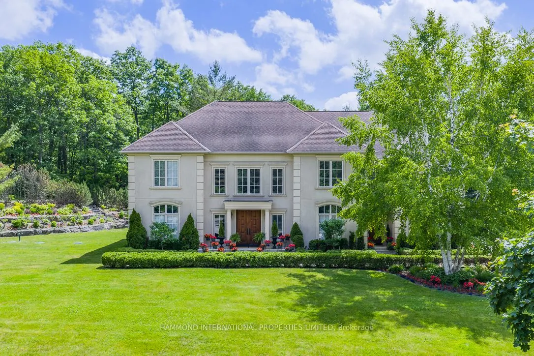 65 Kingswood Drive