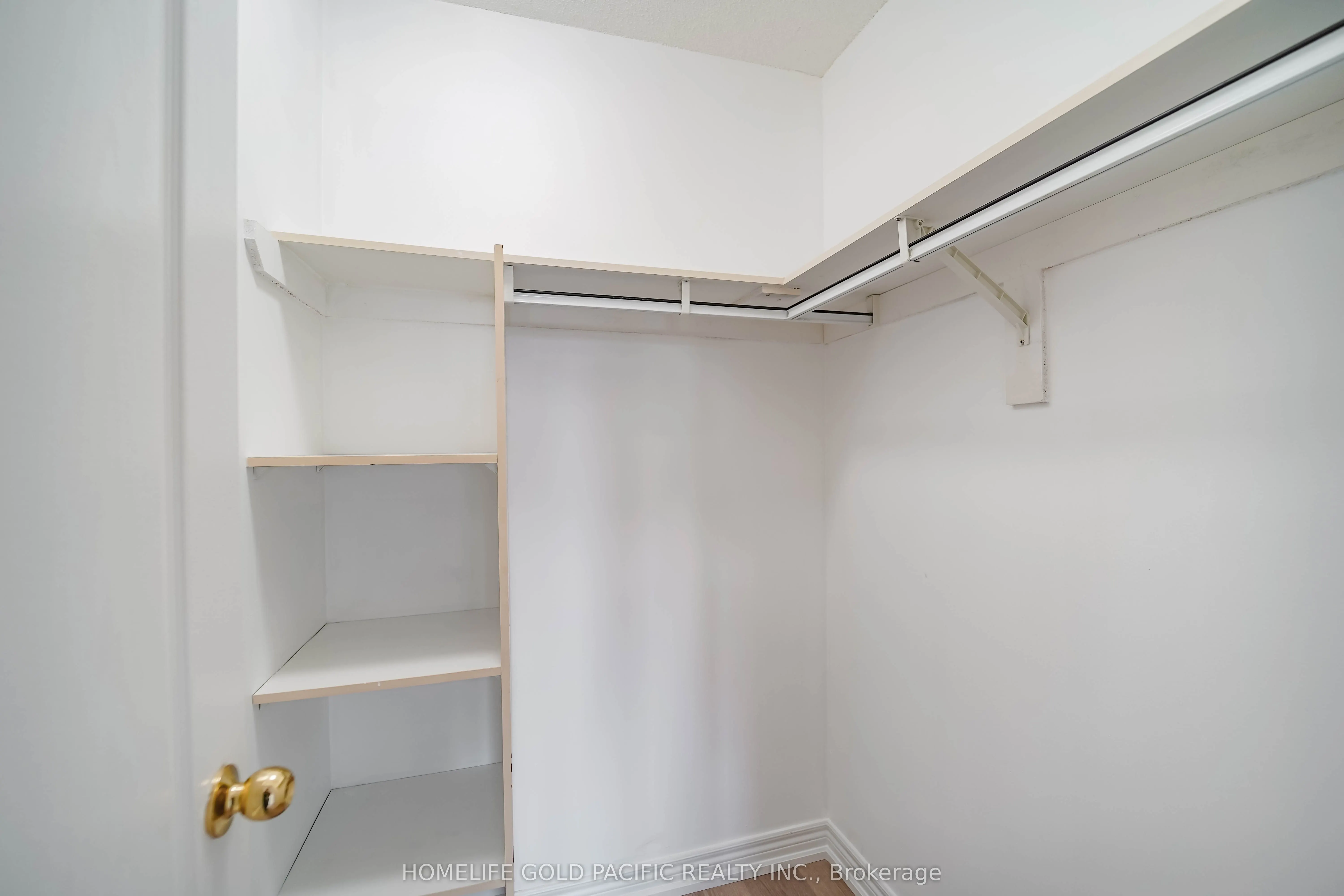 135 Pond Drive, #1210