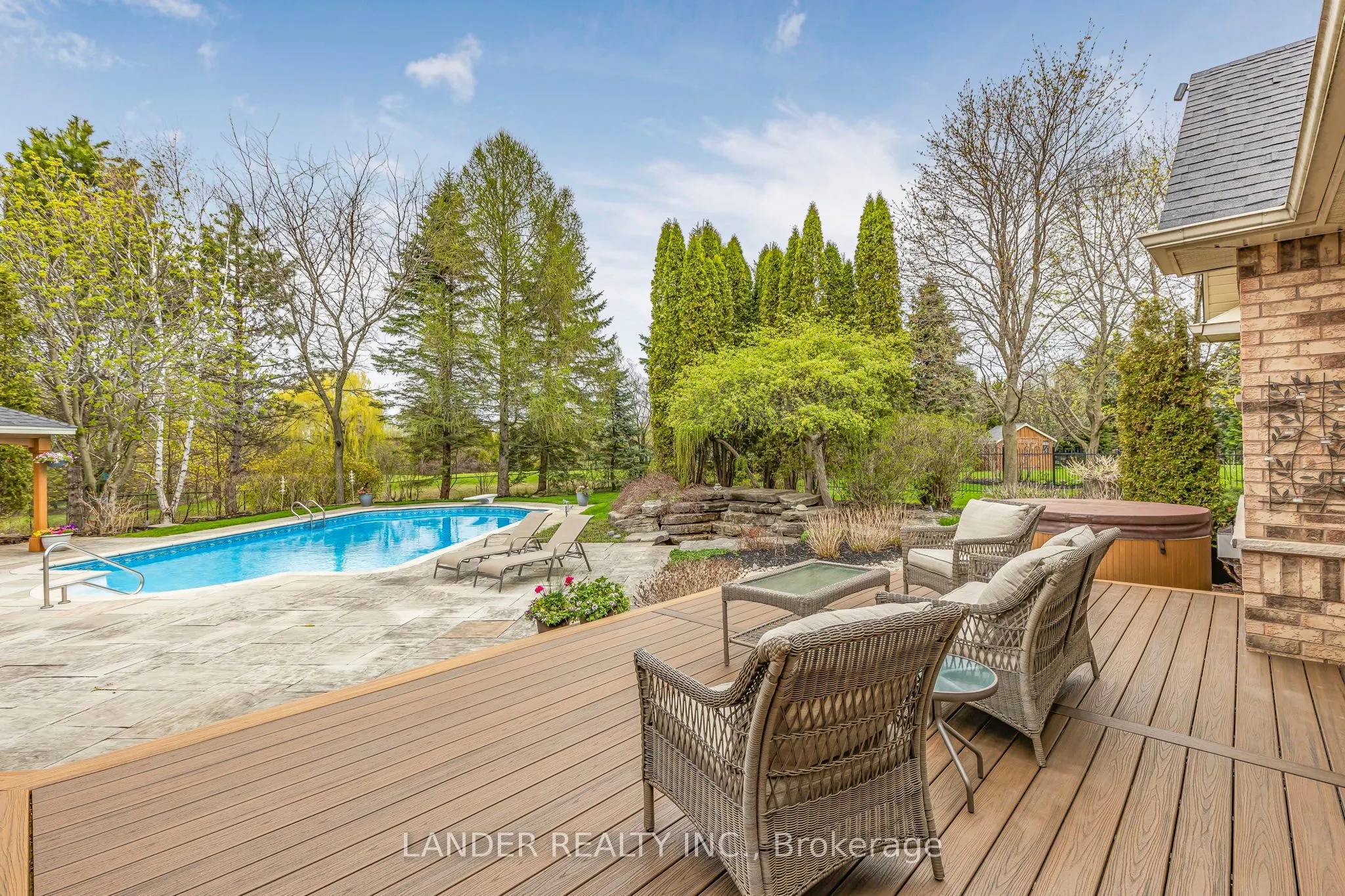 100 Colonel Wayling Boulevard