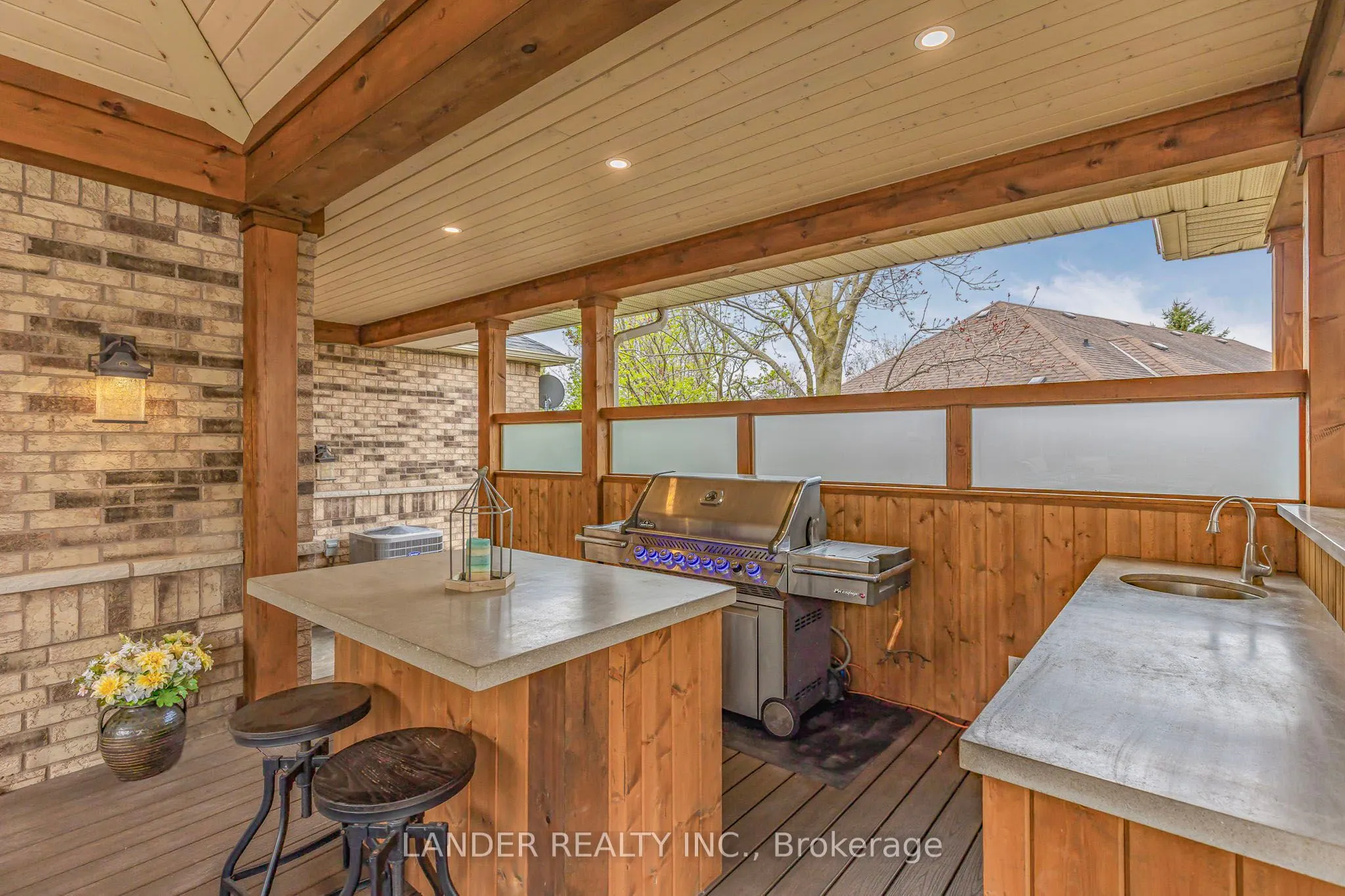 100 Colonel Wayling Boulevard