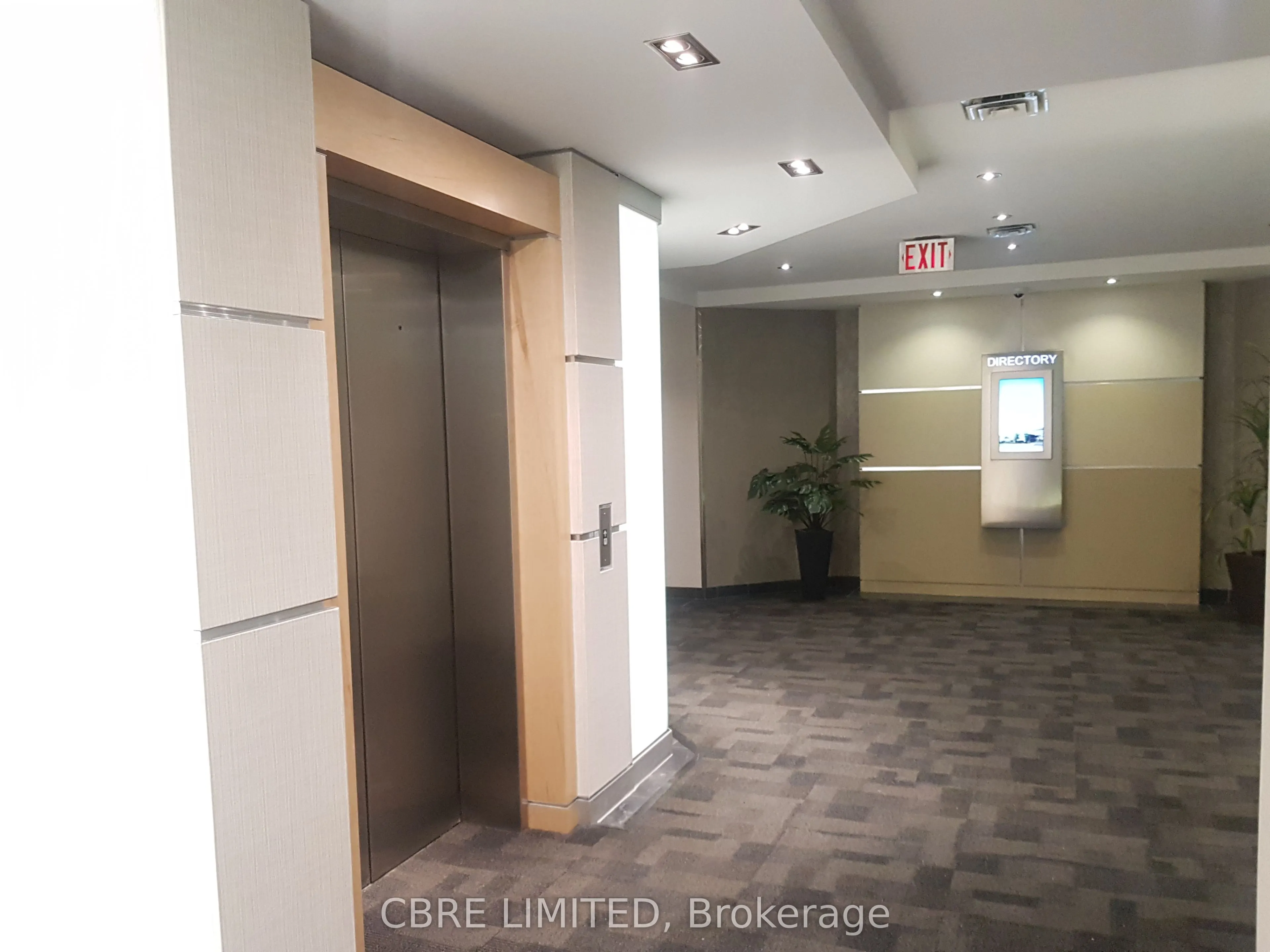60 Renfrew Drive #200