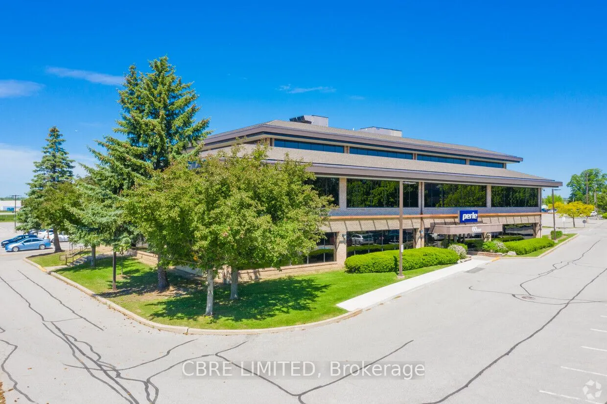 60 Renfrew Drive #200