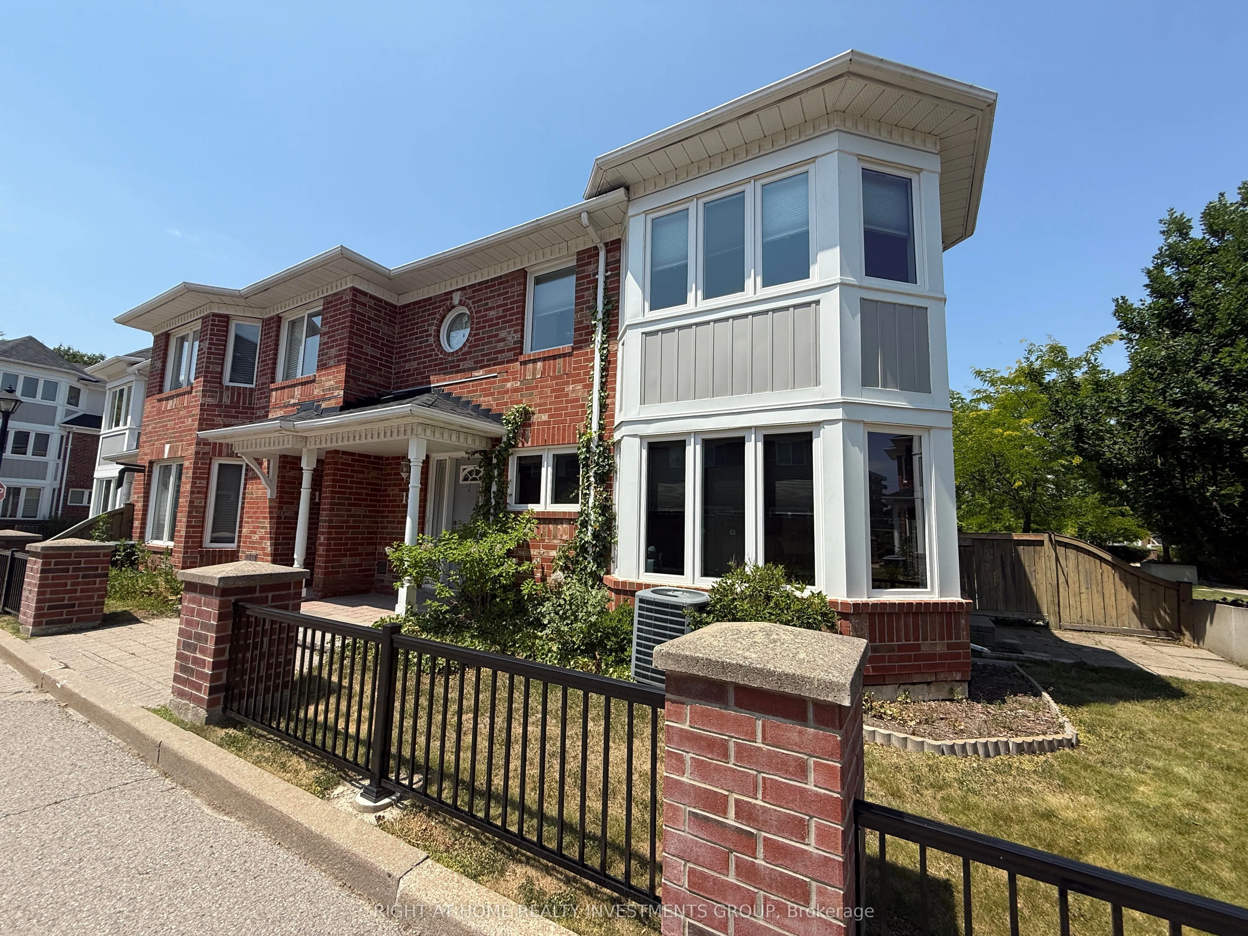 18 Clark Avenue W, #157