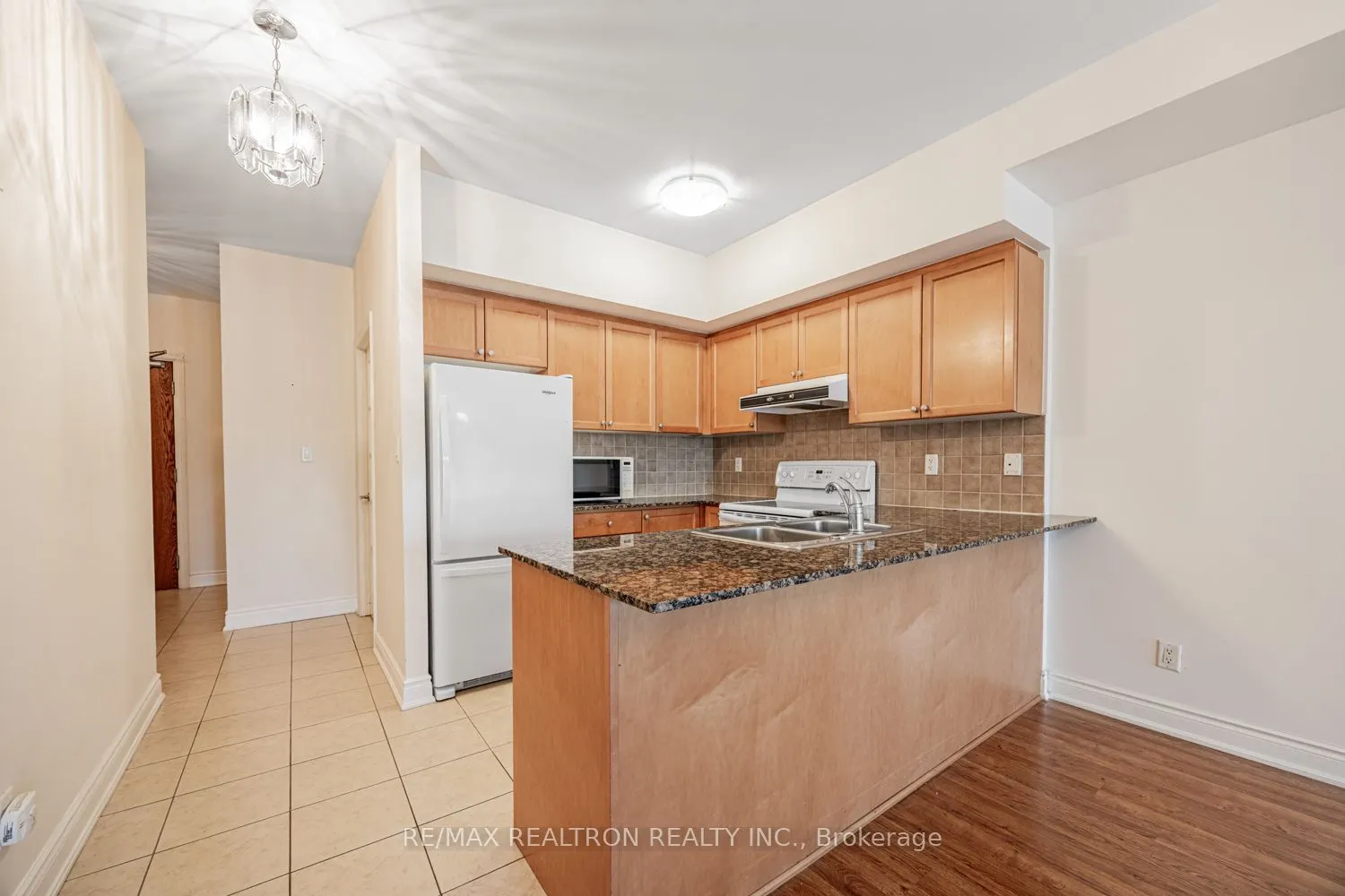 9901 Keele Street #207