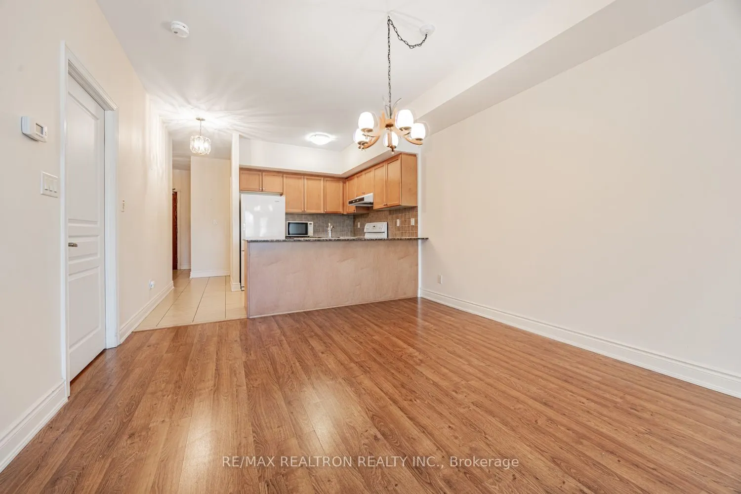 9901 Keele Street #207