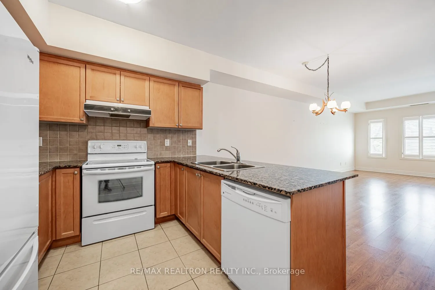 9901 Keele Street #207
