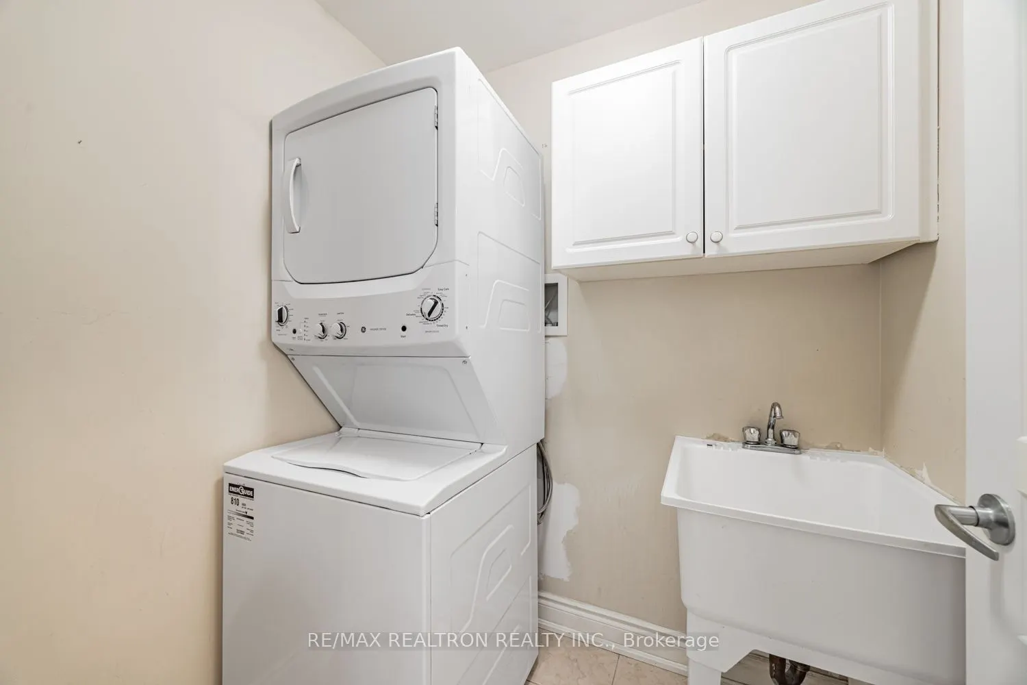 9901 Keele Street #207