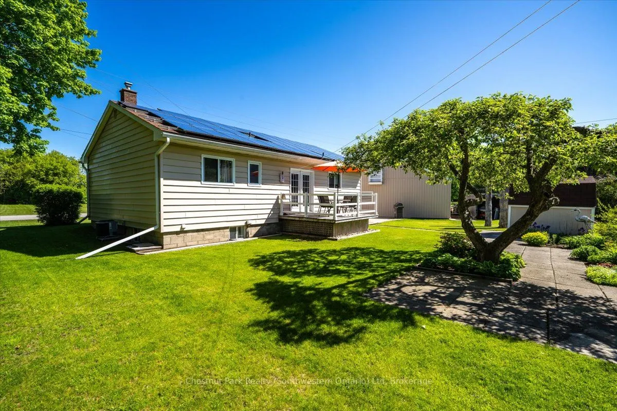 31 Sunset Street