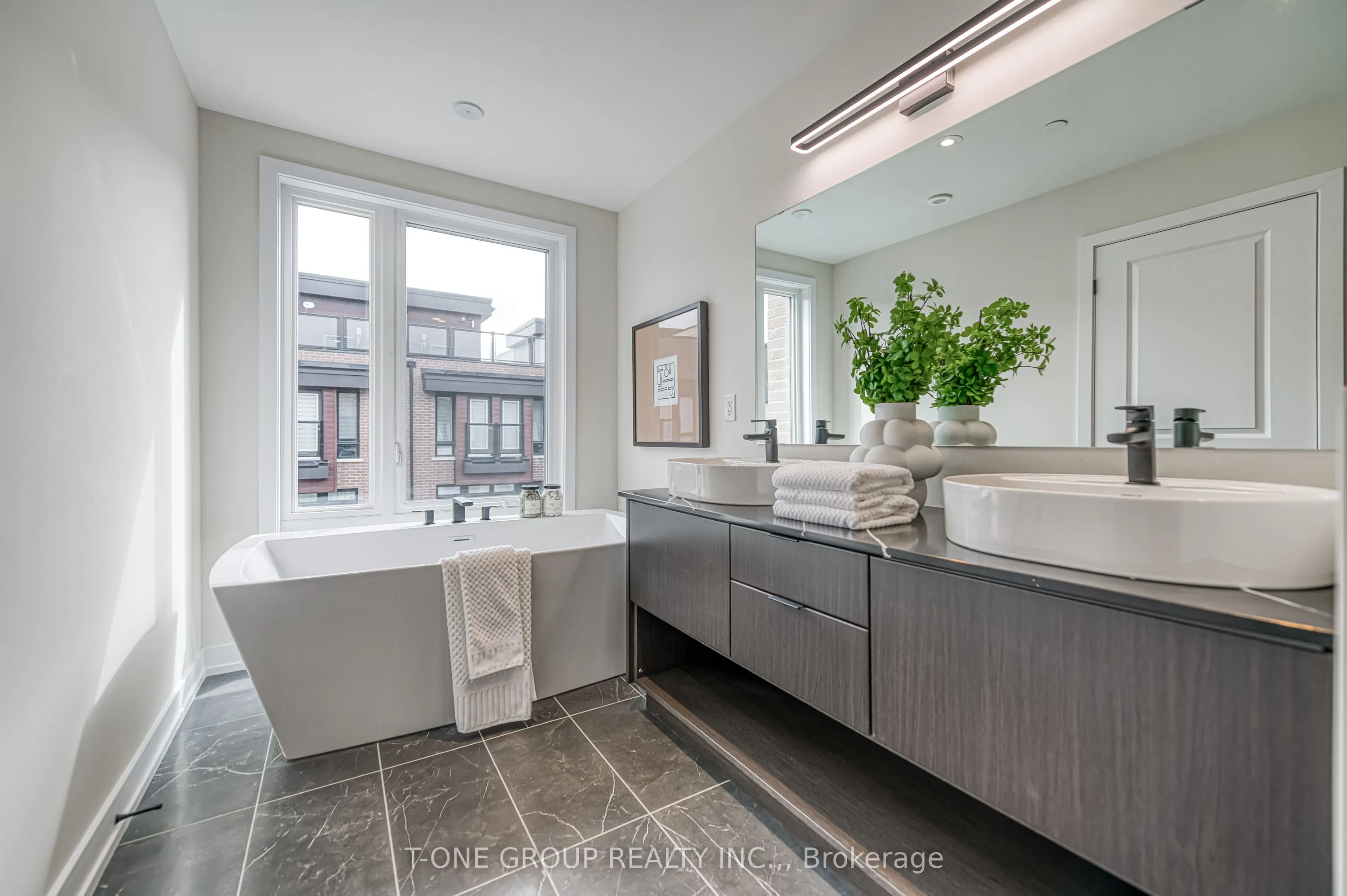 21 Ingersoll Lane