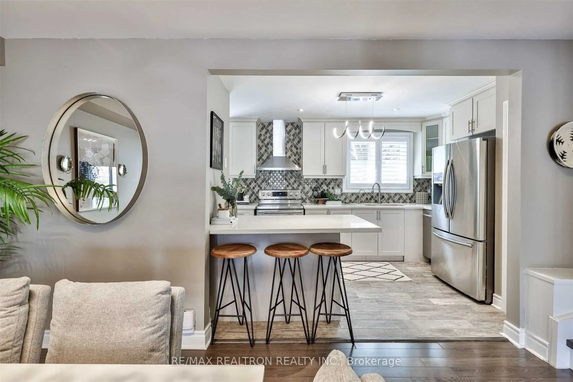 115 Henderson Avenue, #7