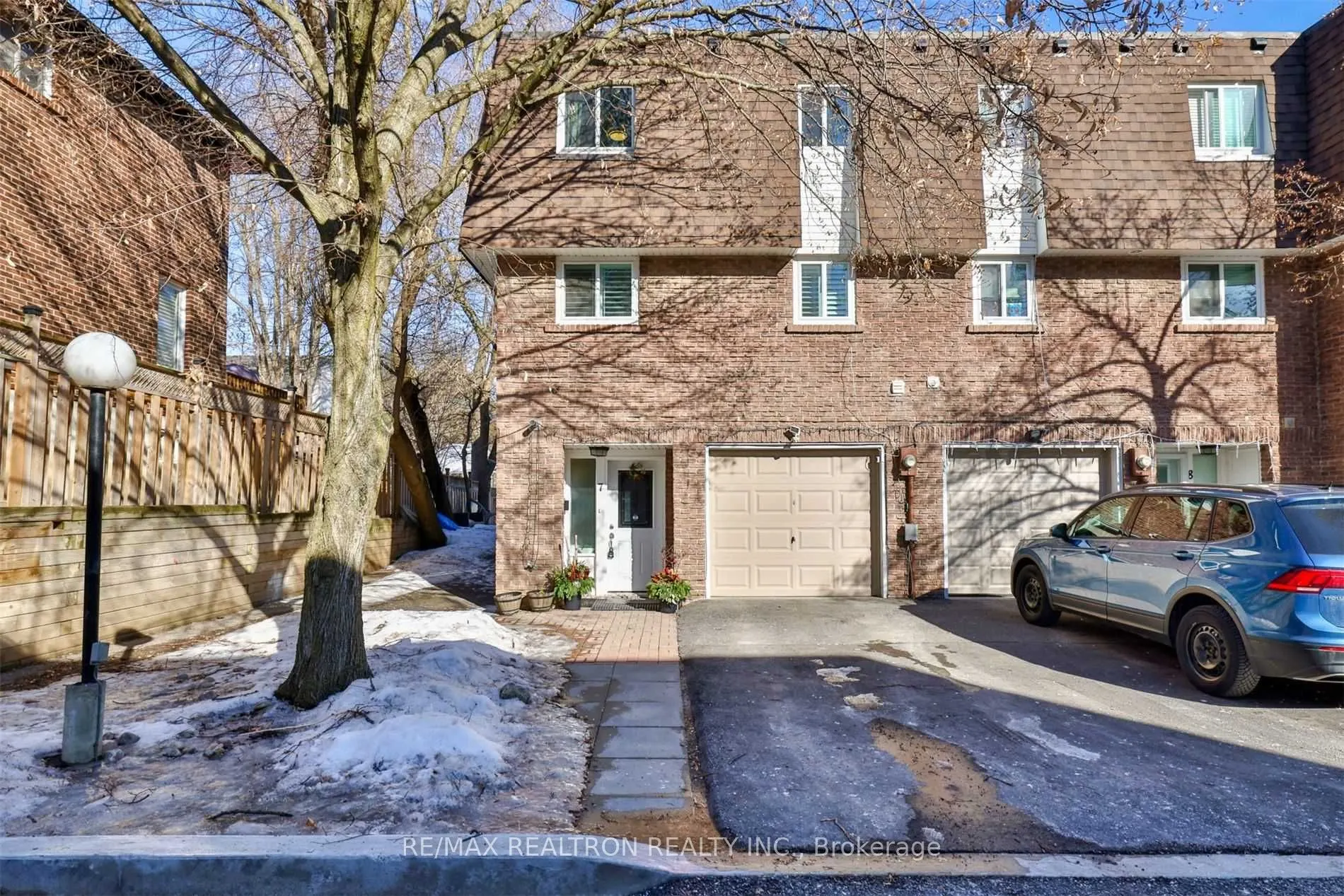 115 Henderson Avenue, #7