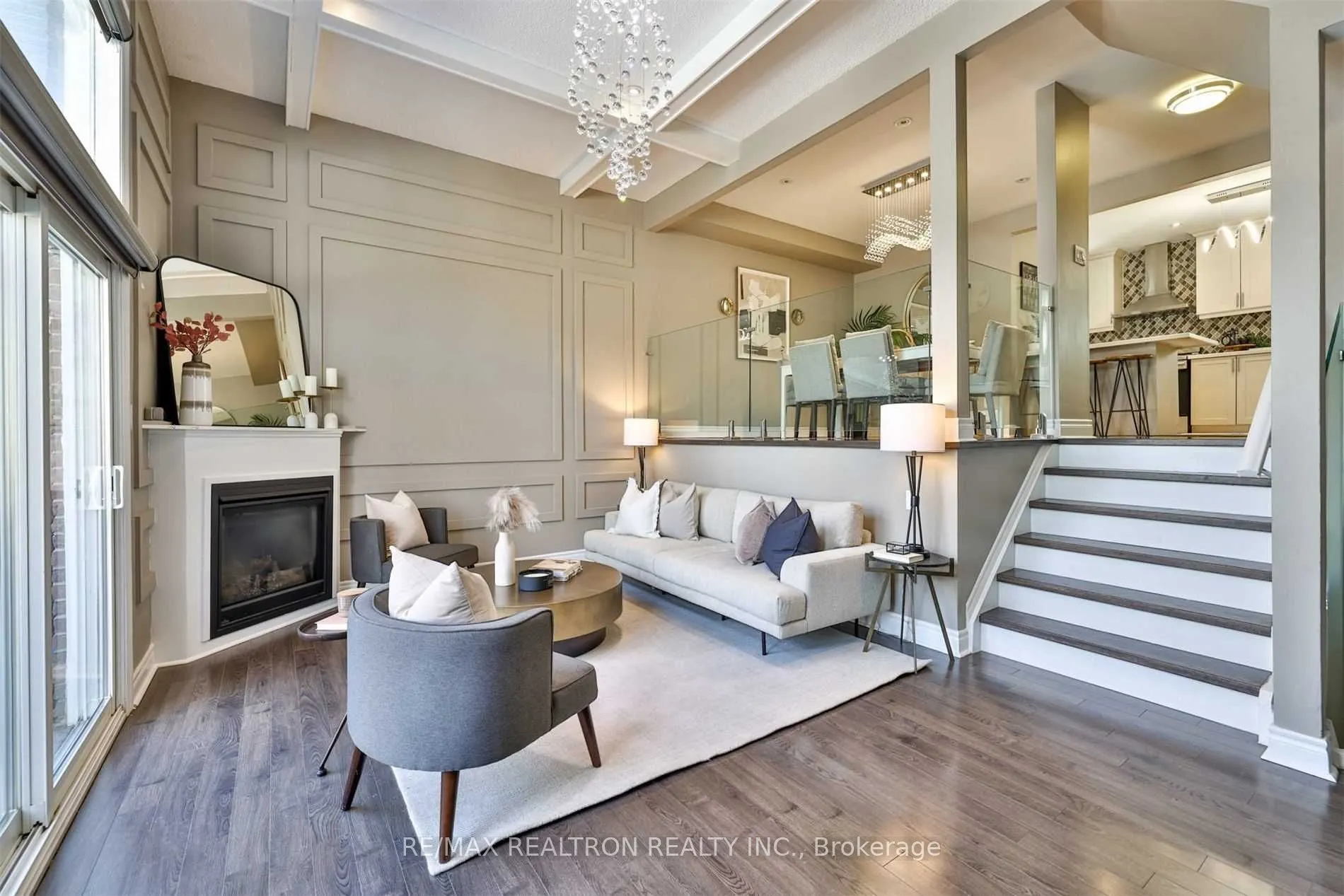 115 Henderson Avenue, #7