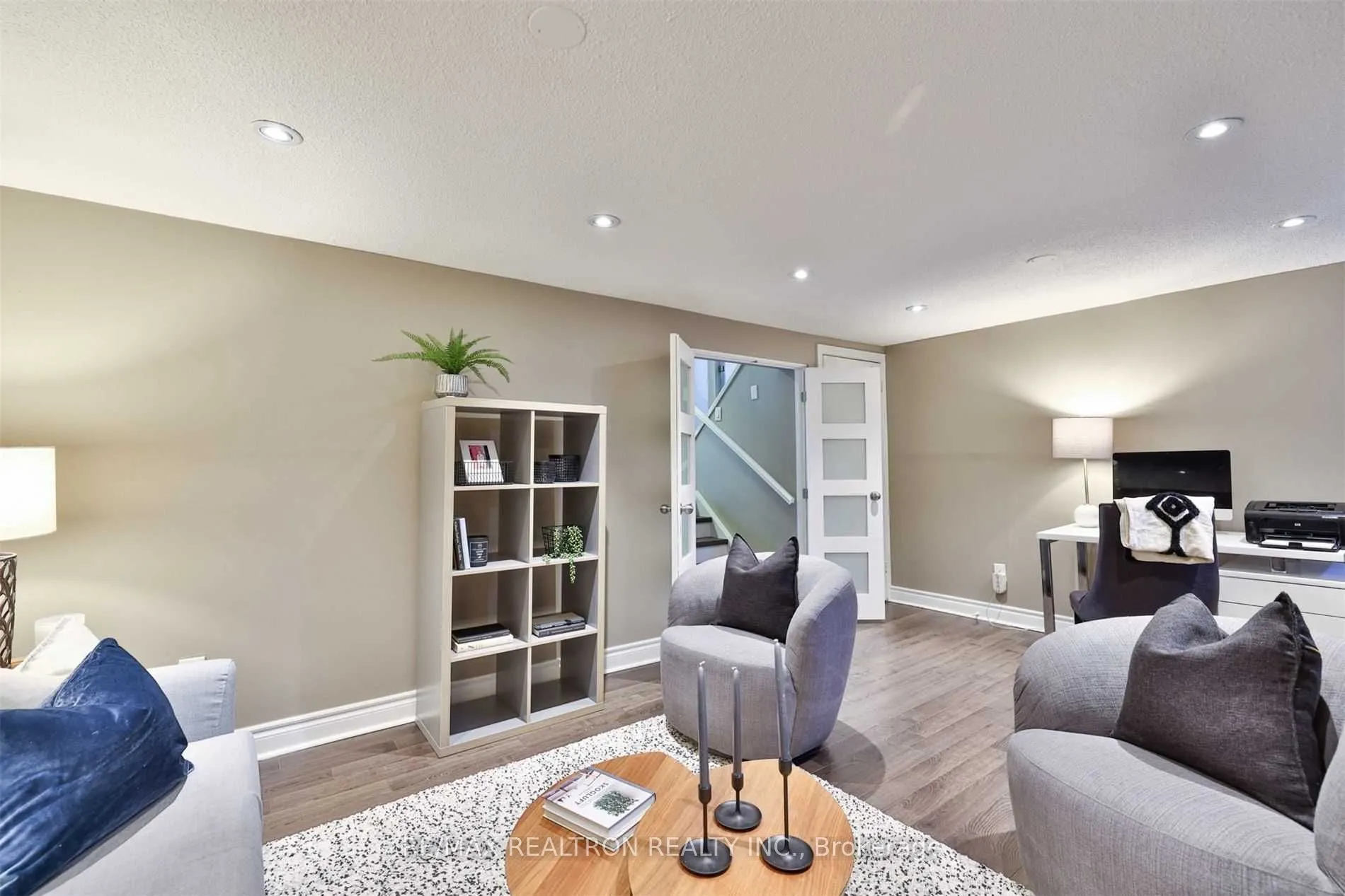115 Henderson Avenue, #7