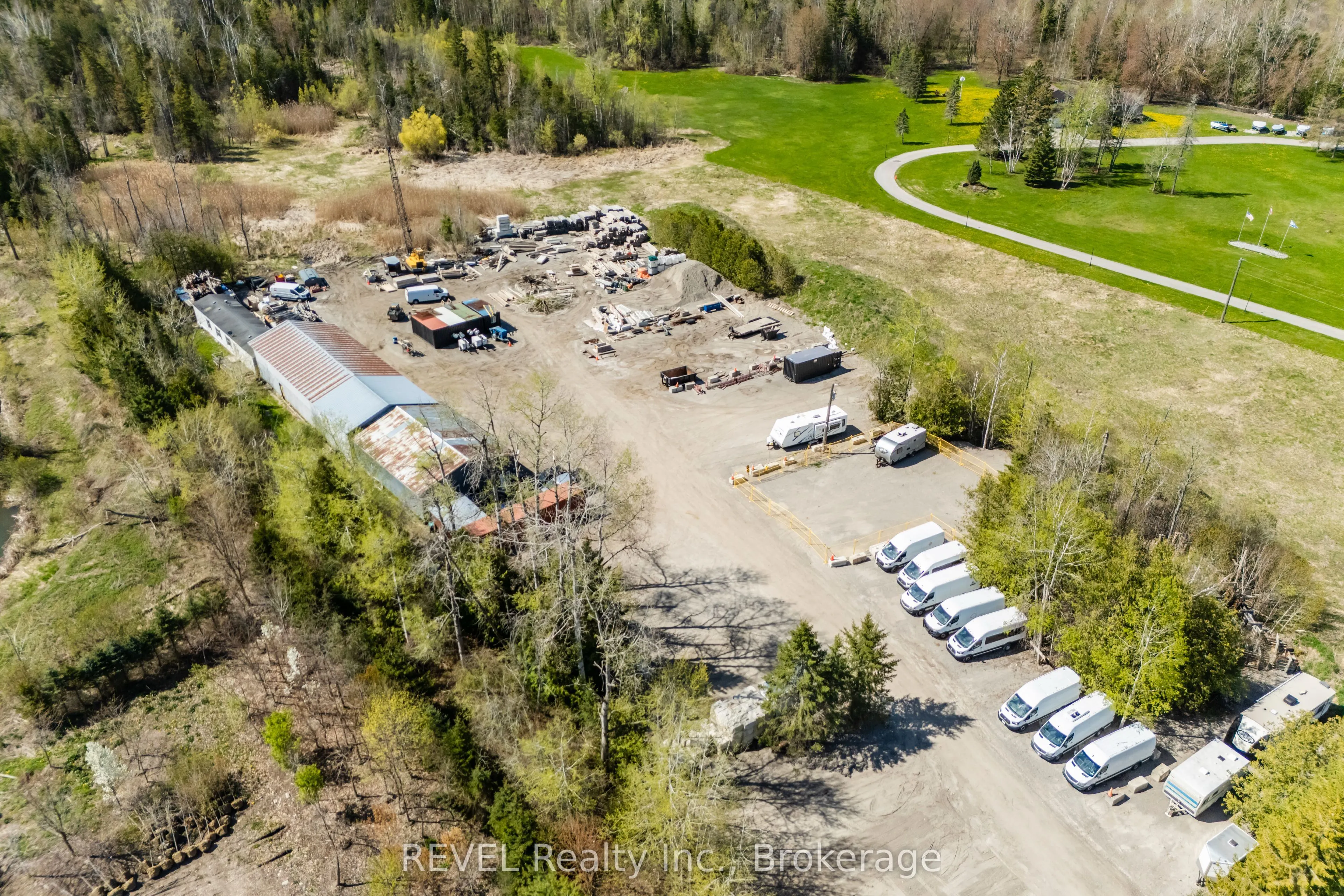 2513 Innisfil Beach Road