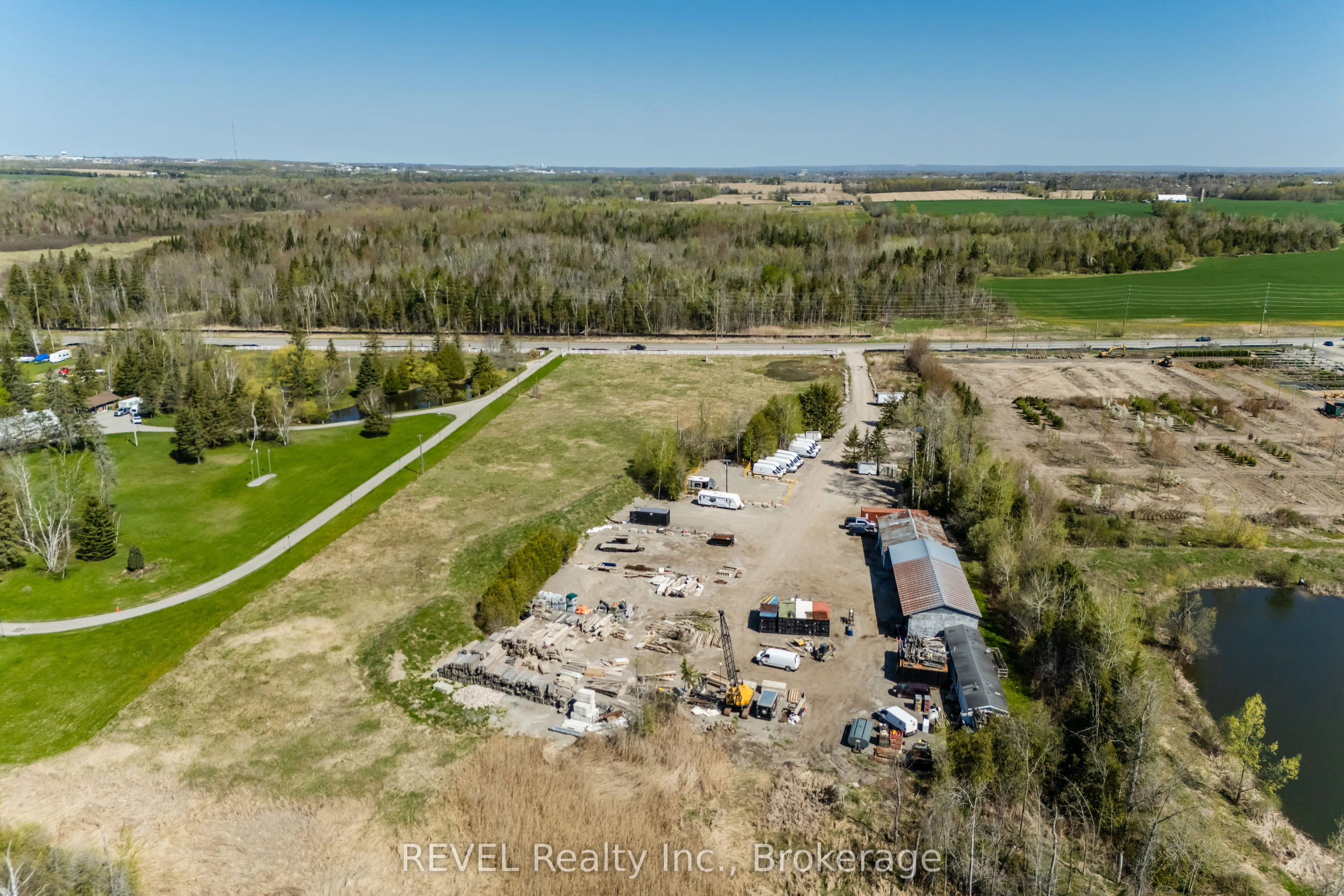 2513 Innisfil Beach Road