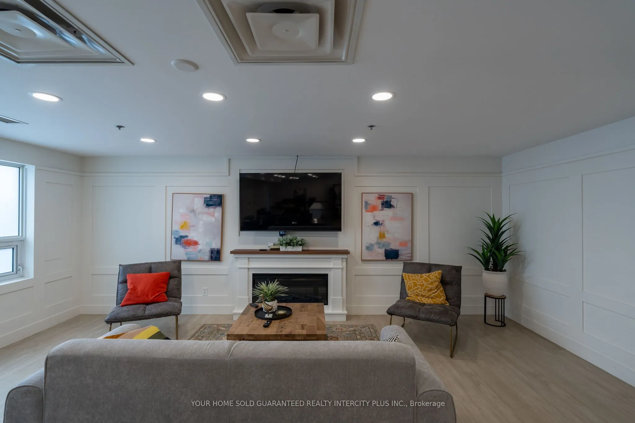 8026 Kipling Avenue, #509