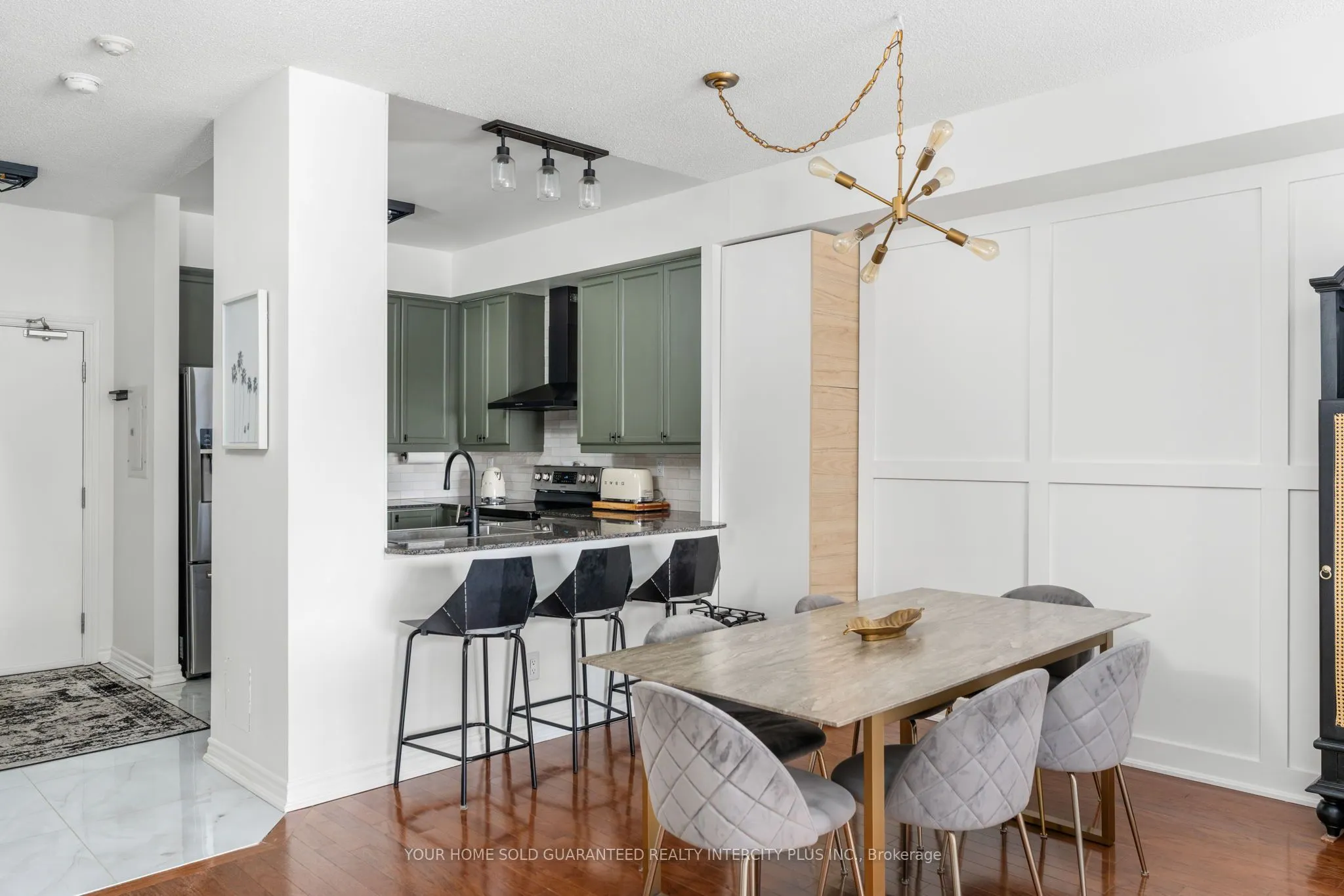 8026 Kipling Avenue, #509