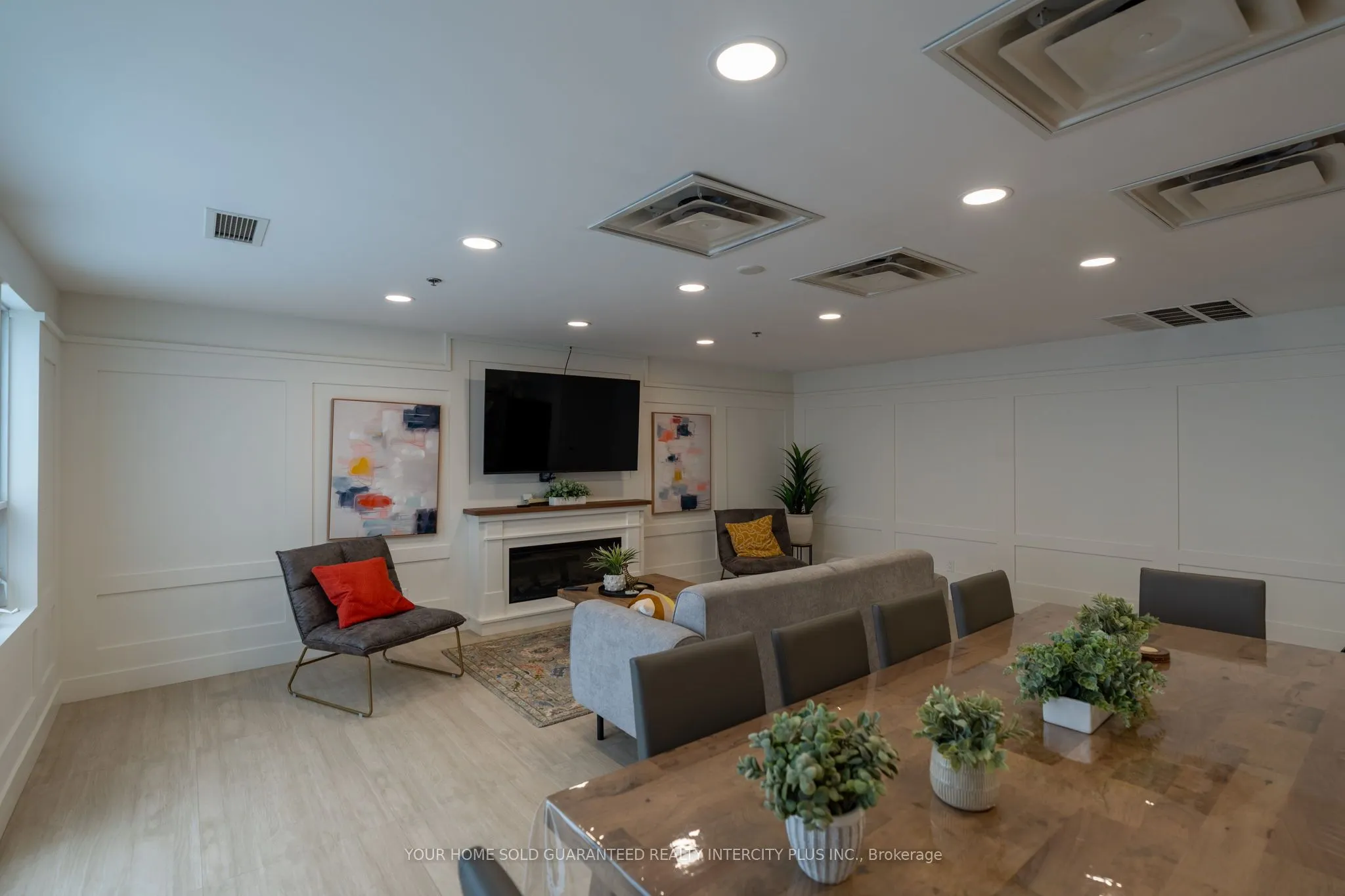 8026 Kipling Avenue, #509