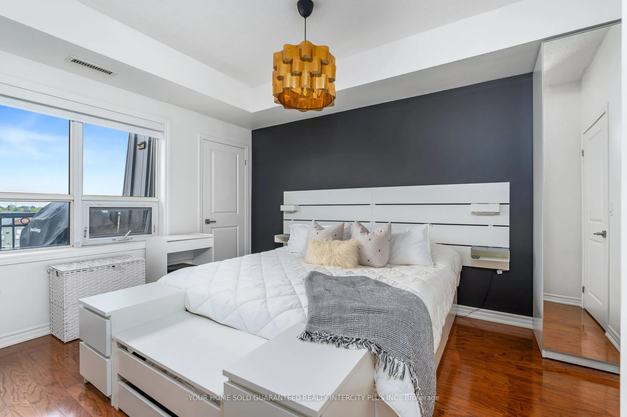 8026 Kipling Avenue, #509