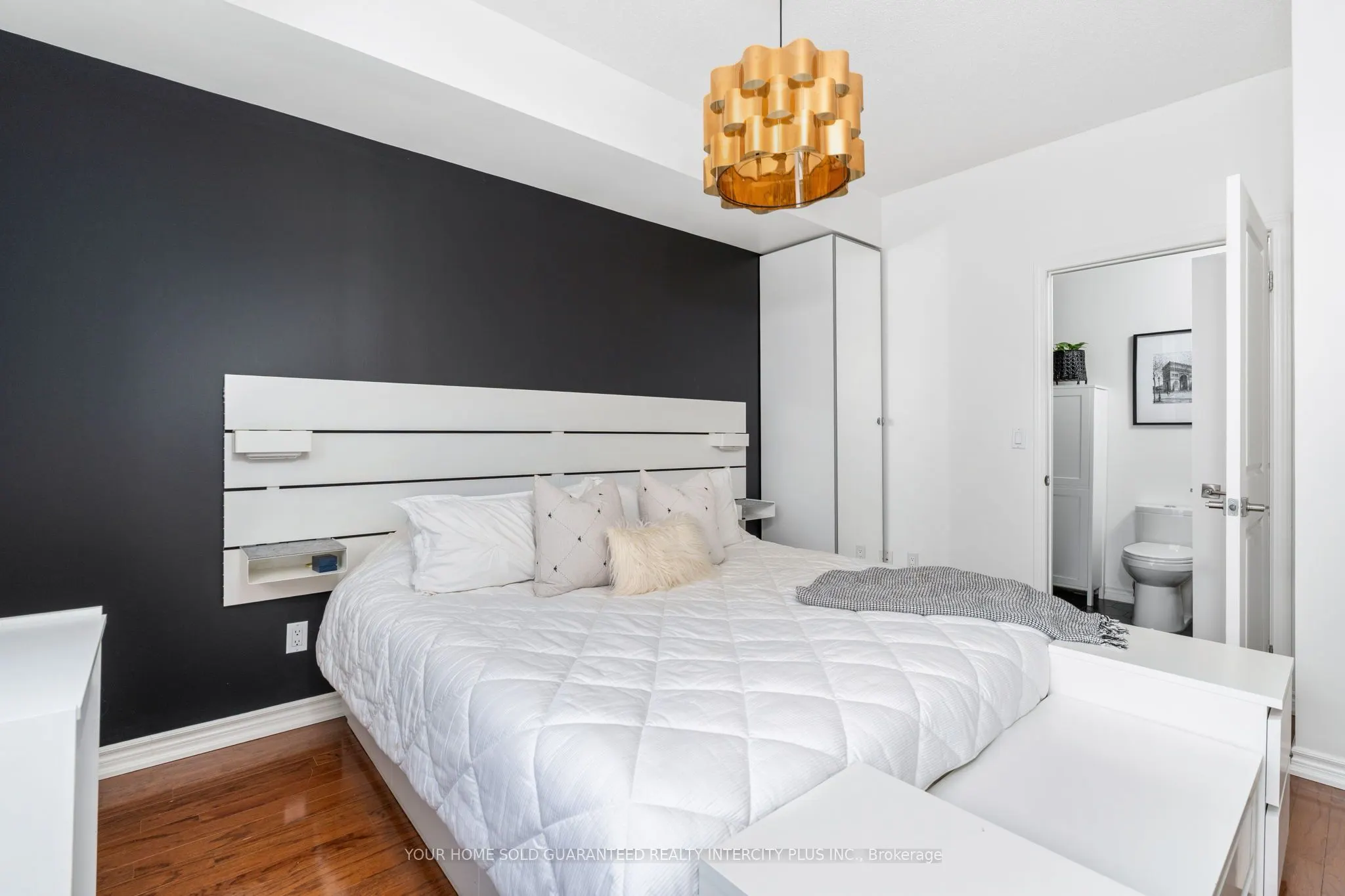 8026 Kipling Avenue, #509