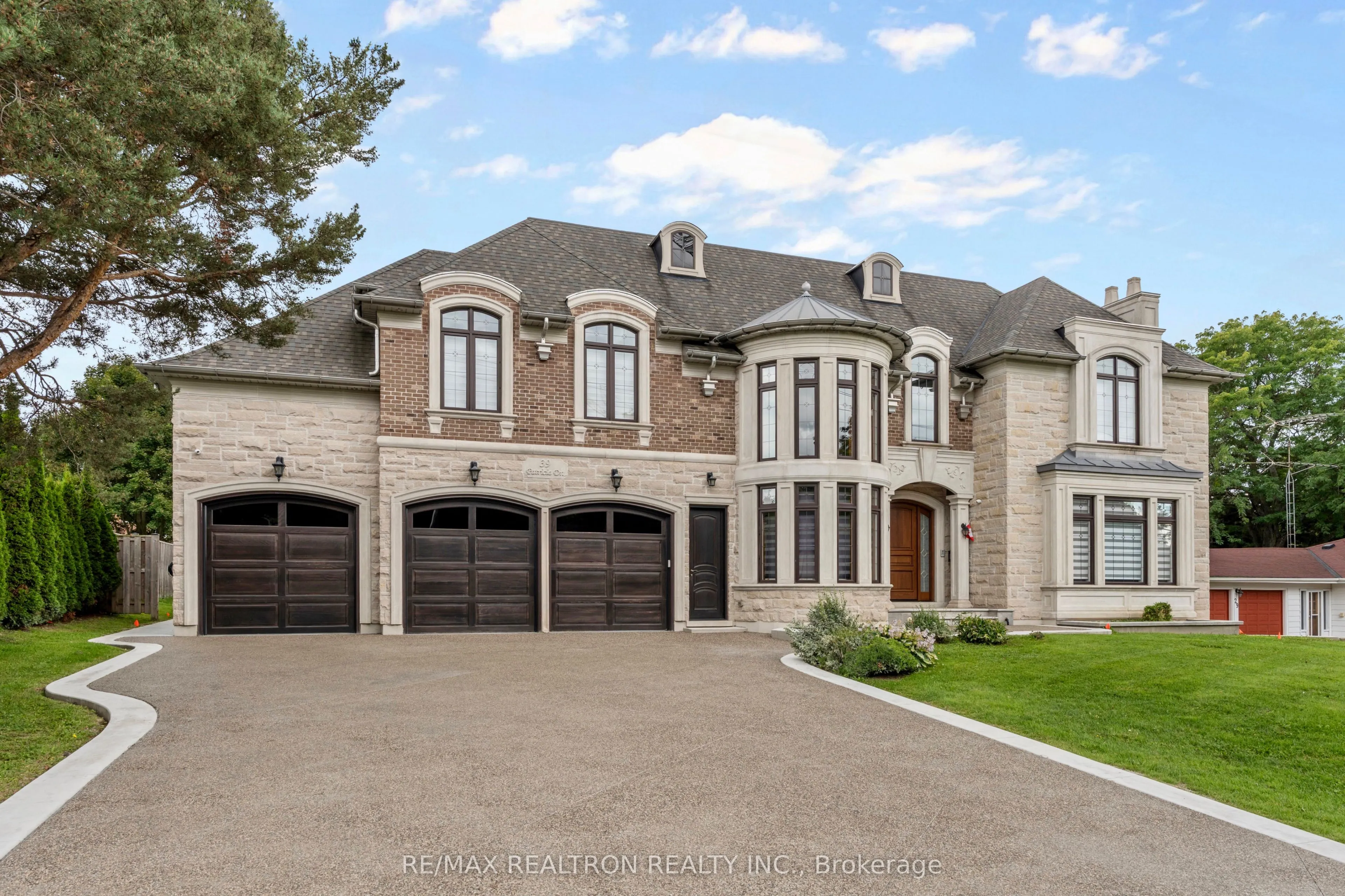 39 Patricia Drive