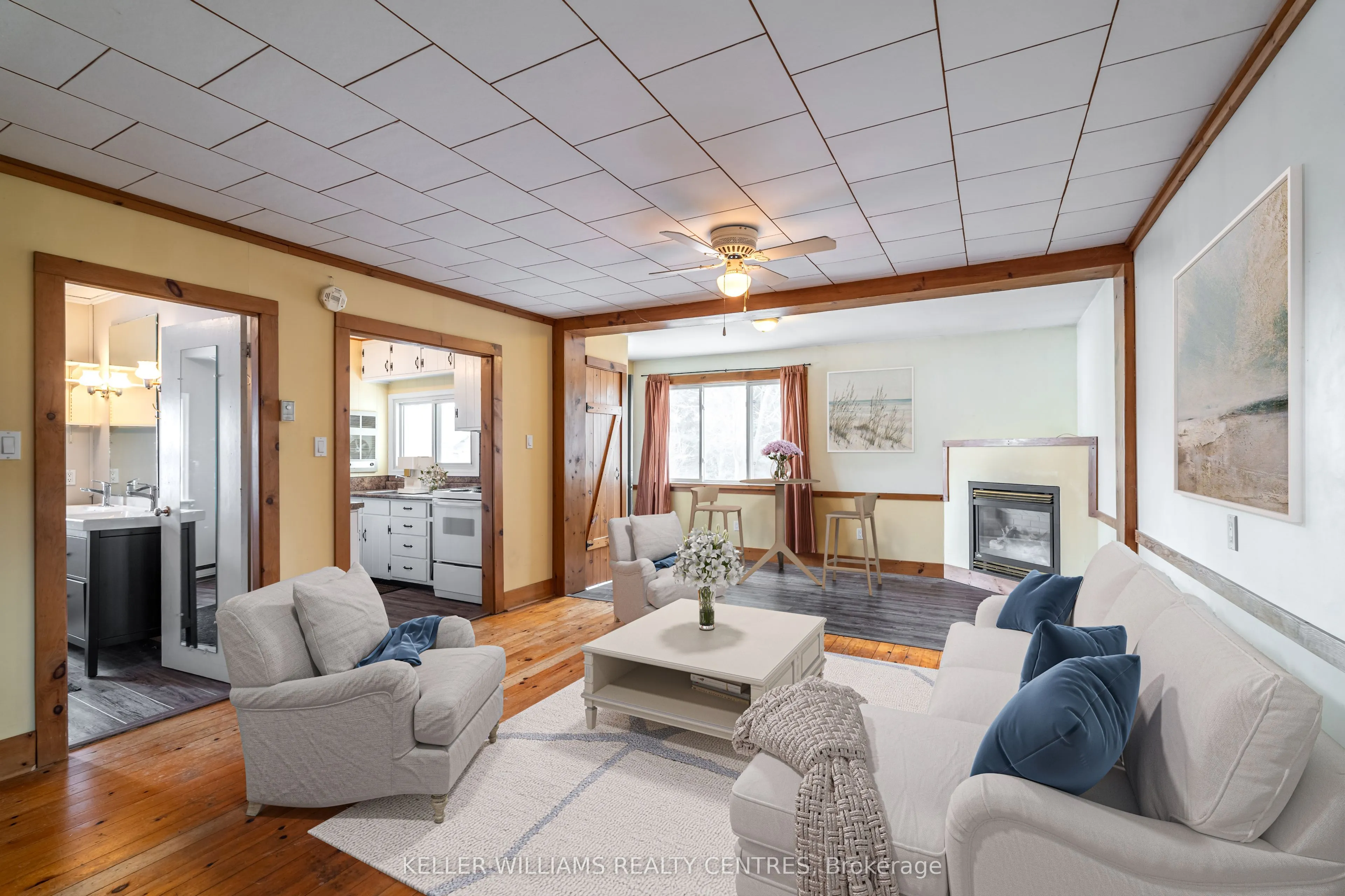 183 Lake Drive N