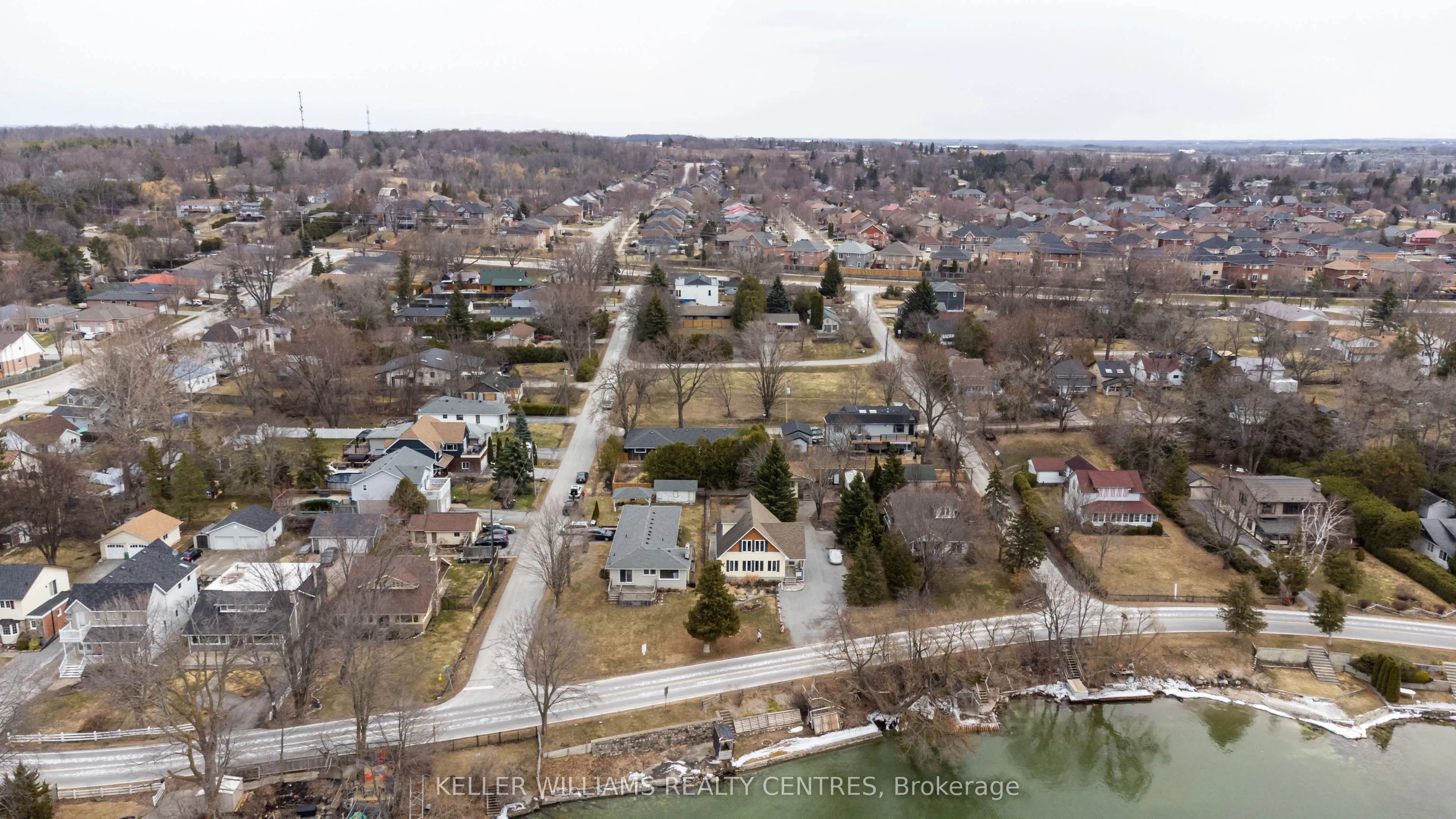 183 Lake Drive N