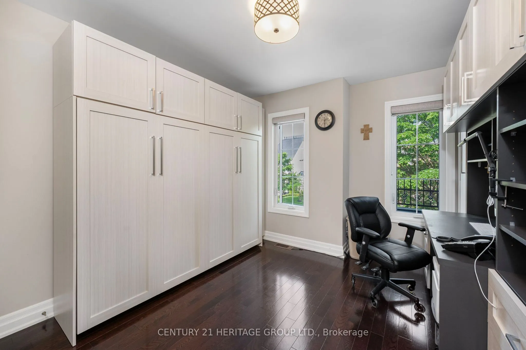 45 Robert Berry Crescent
