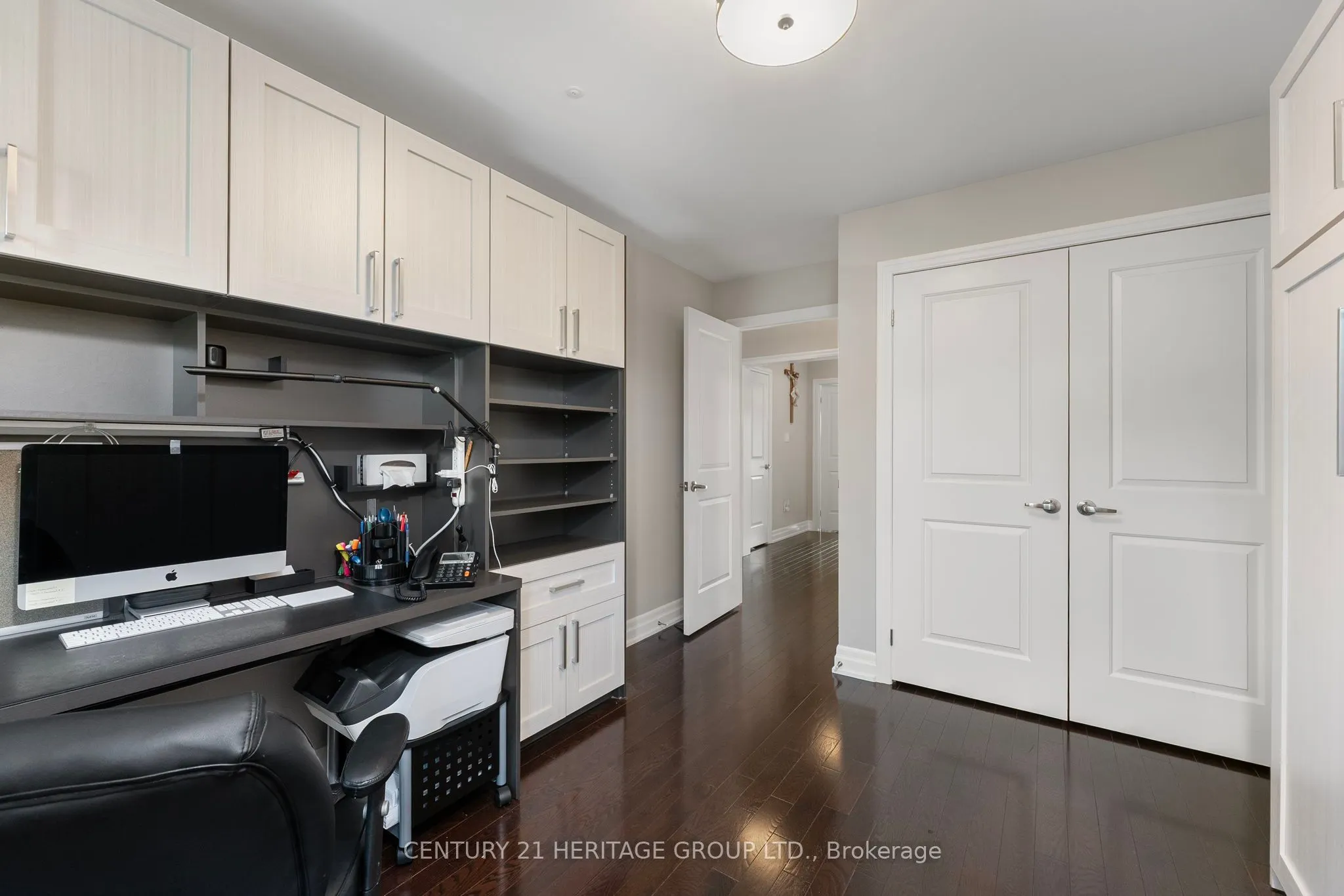 45 Robert Berry Crescent