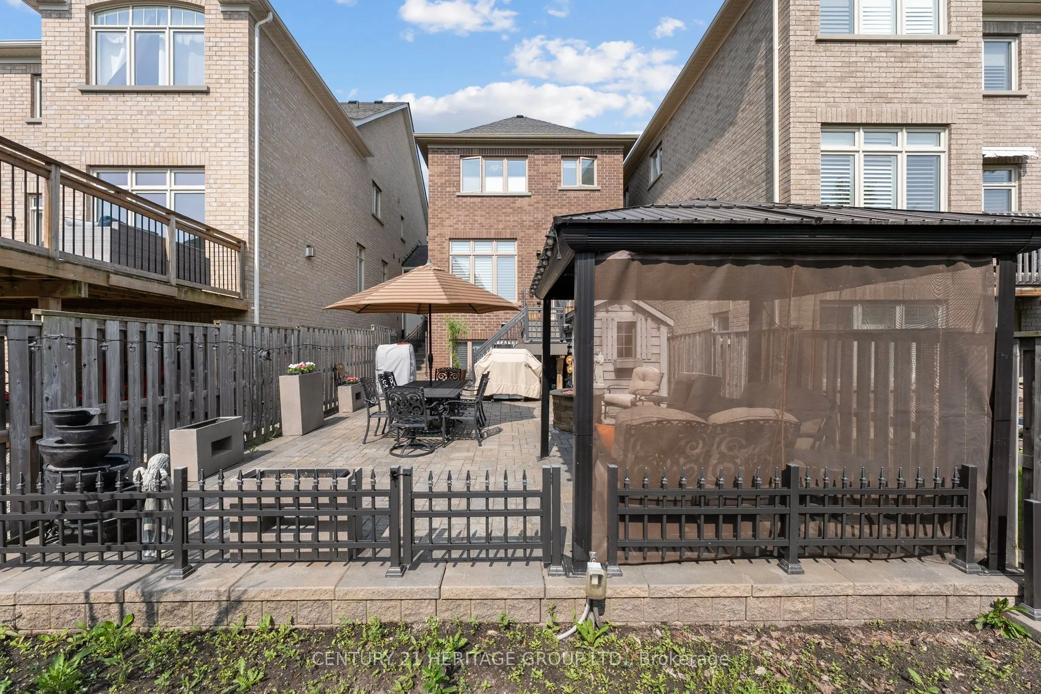 45 Robert Berry Crescent