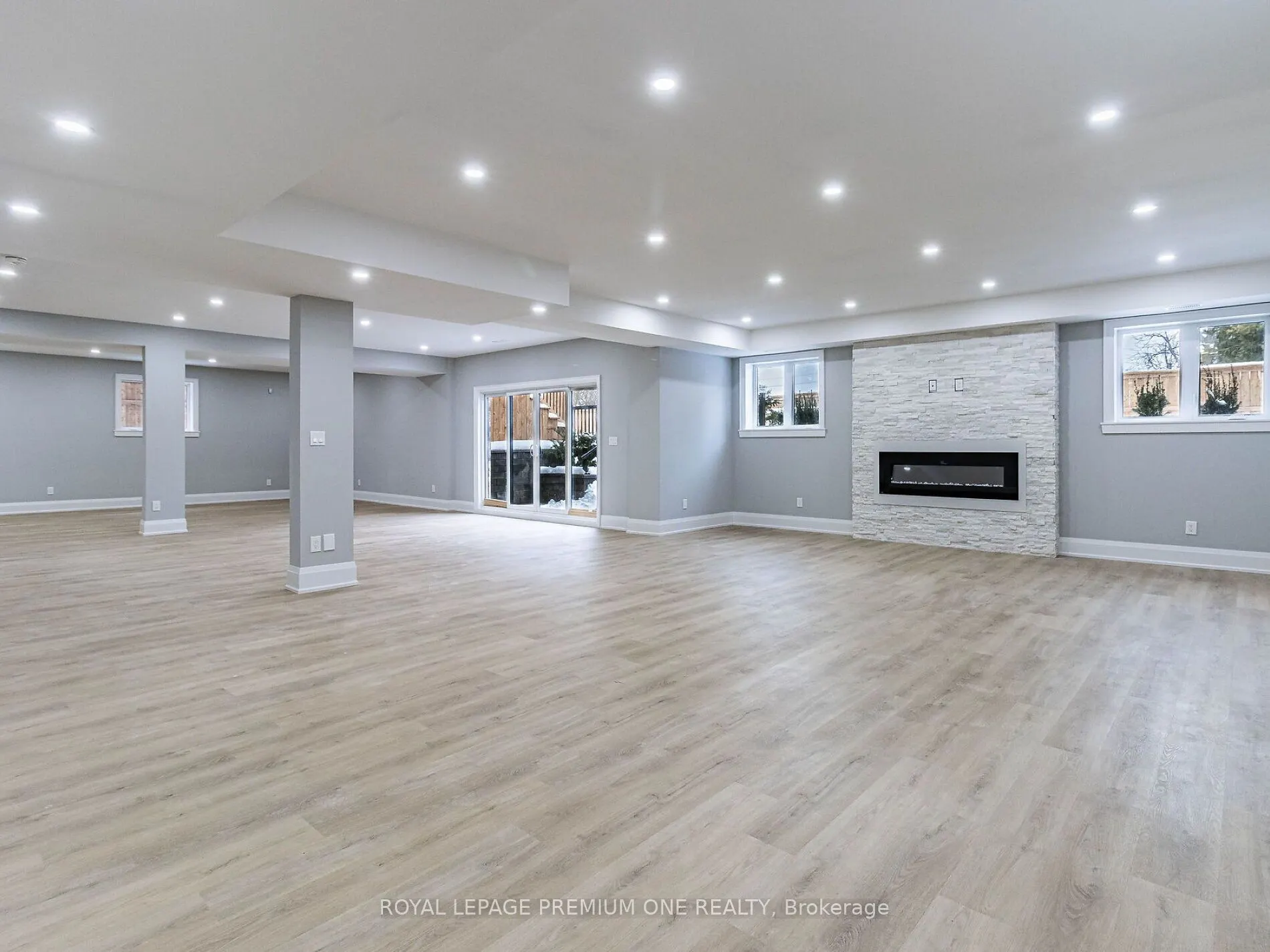 225 Sunnybrae Avenue