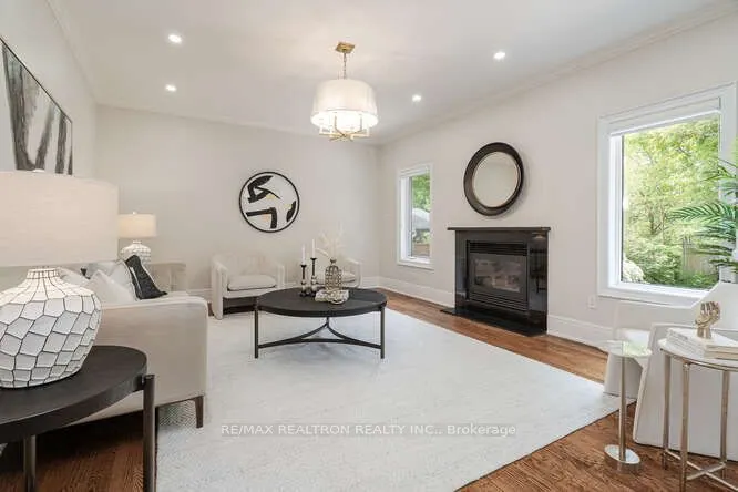 82 Naughton Drive