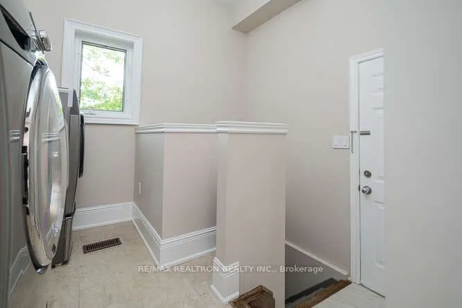 82 Naughton Drive