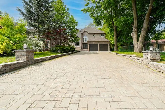 82 Naughton Drive