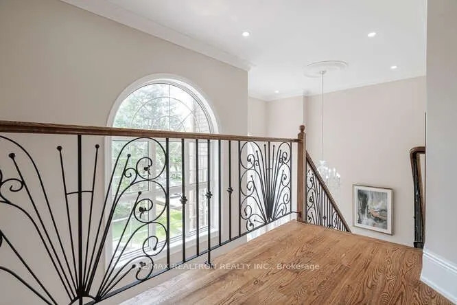 82 Naughton Drive