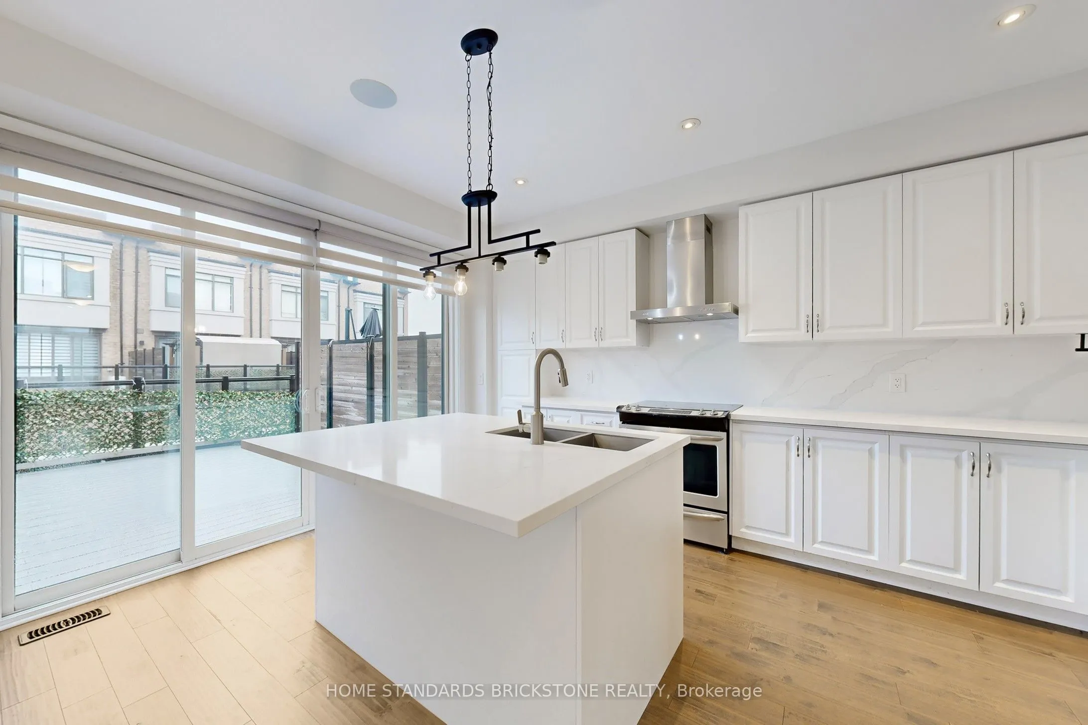 215 Salterton Circle