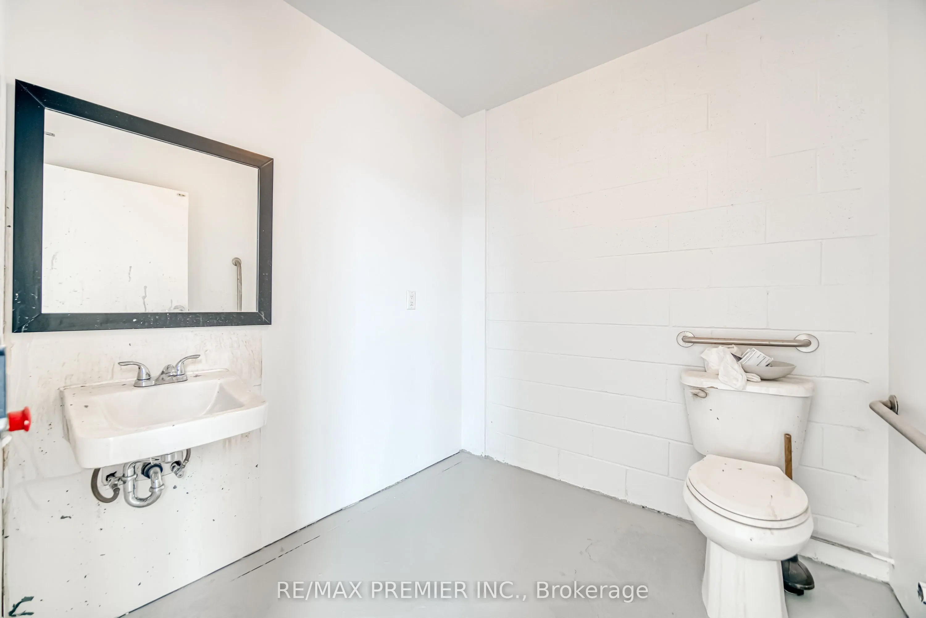 136 Winges Road, #1