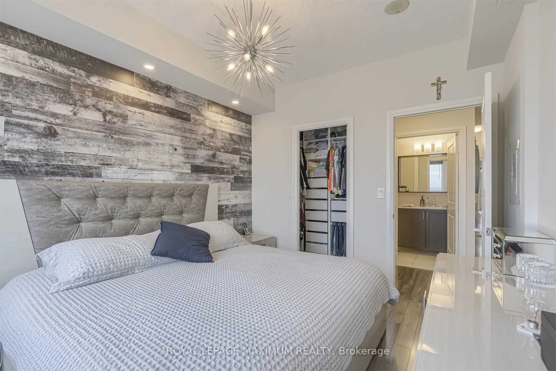 3700 Highway 7 Road W, #2507