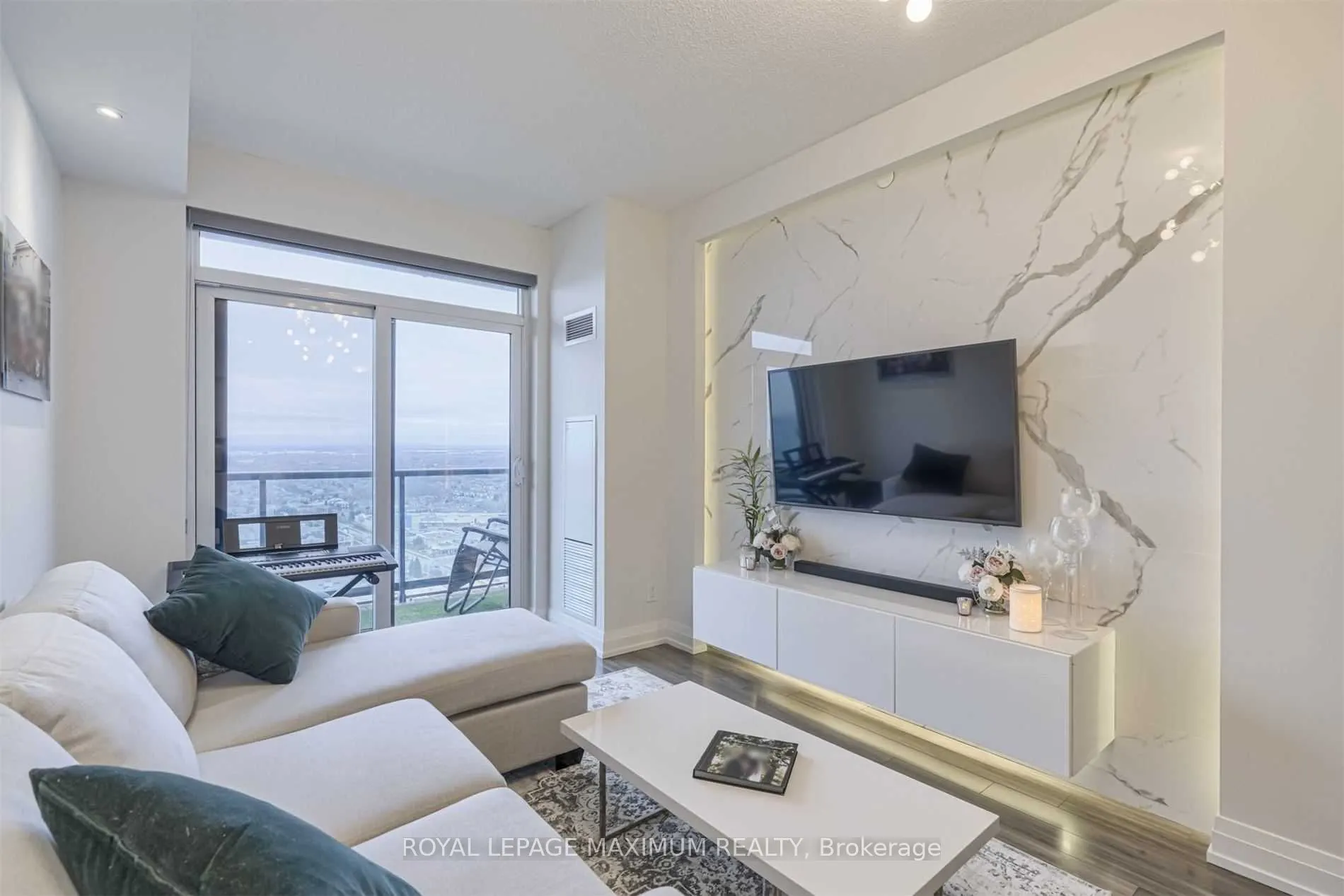 3700 Highway 7 Road W, #2507