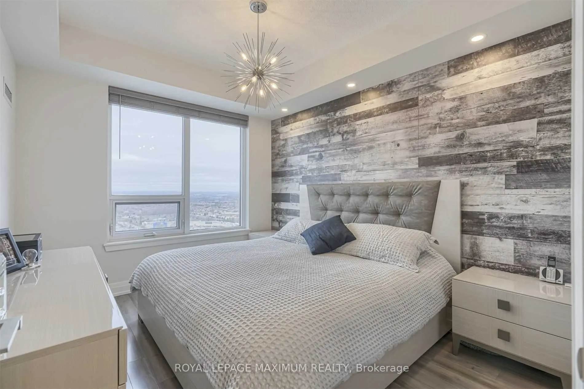 3700 Highway 7 Road W, #2507