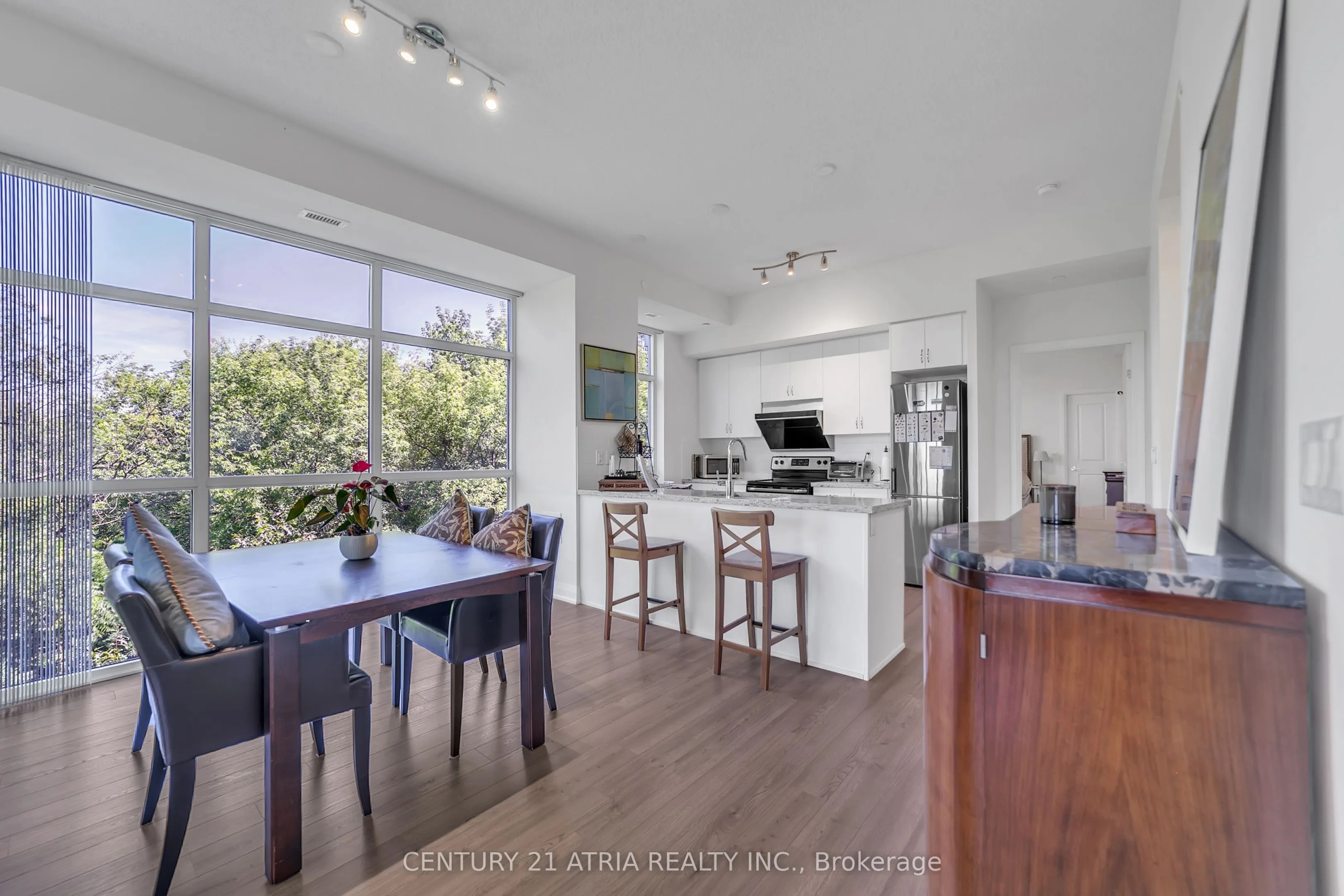 8763 Bayview Avenue, #228