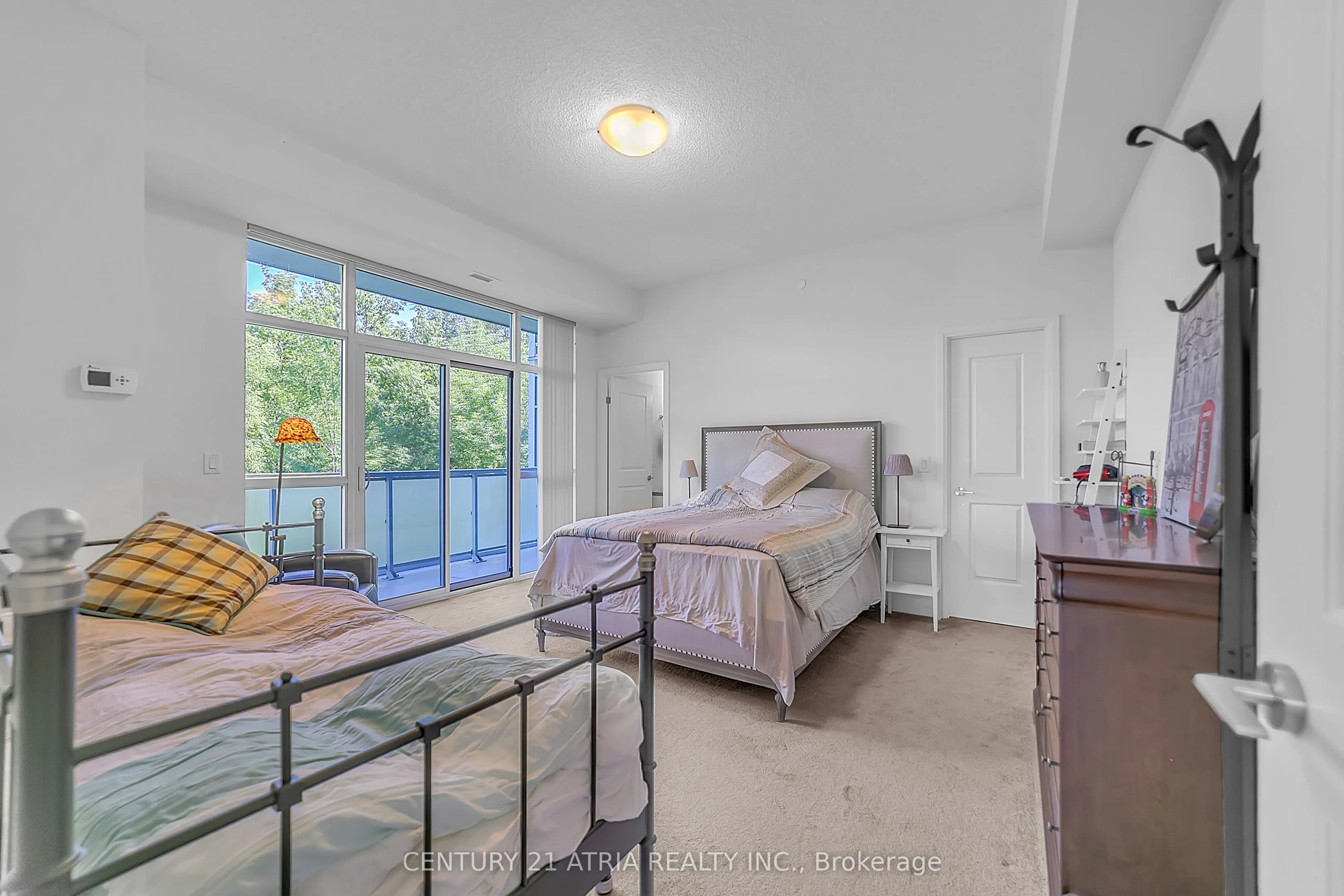 8763 Bayview Avenue, #228