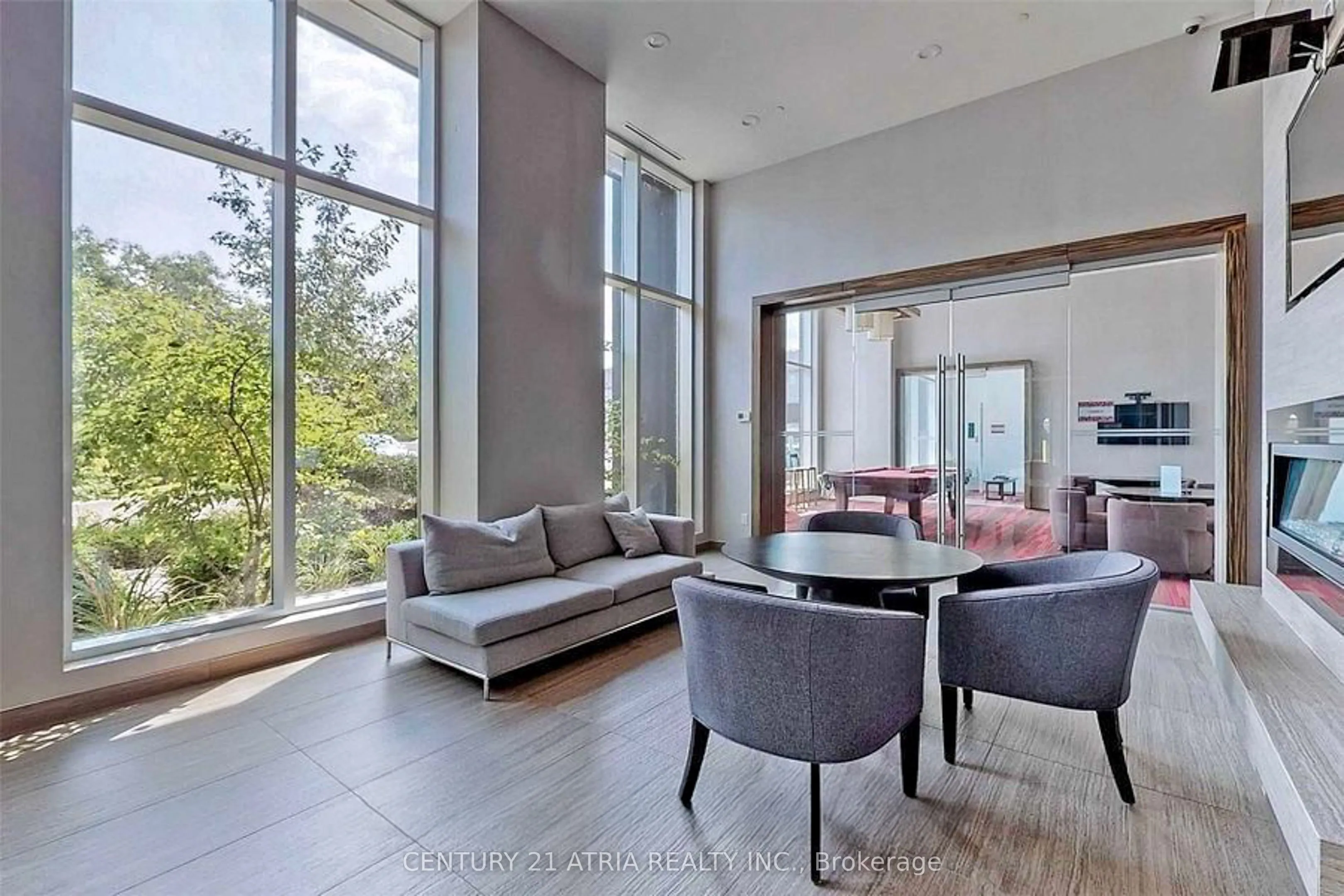 8763 Bayview Avenue, #228