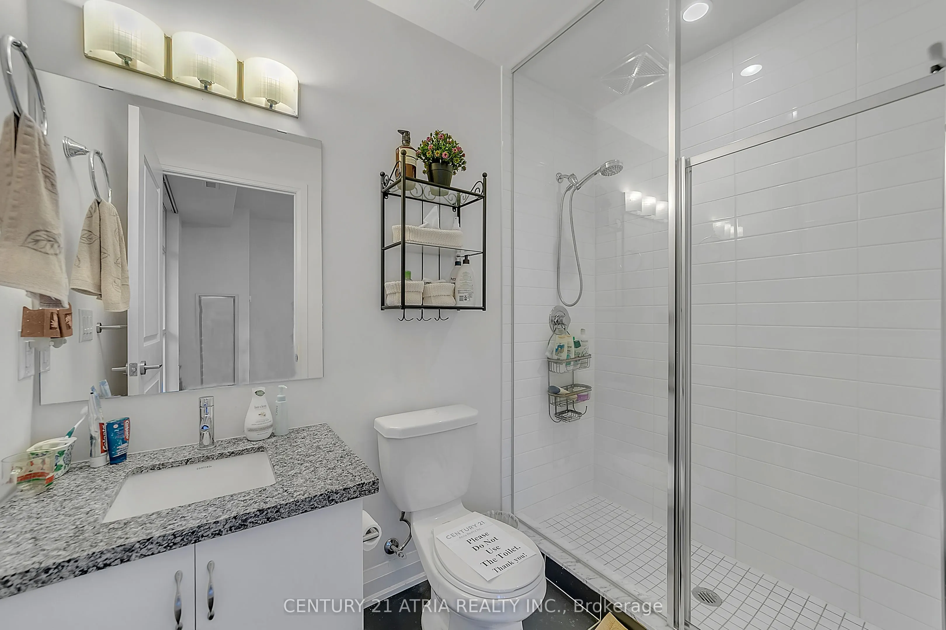 8763 Bayview Avenue, #228