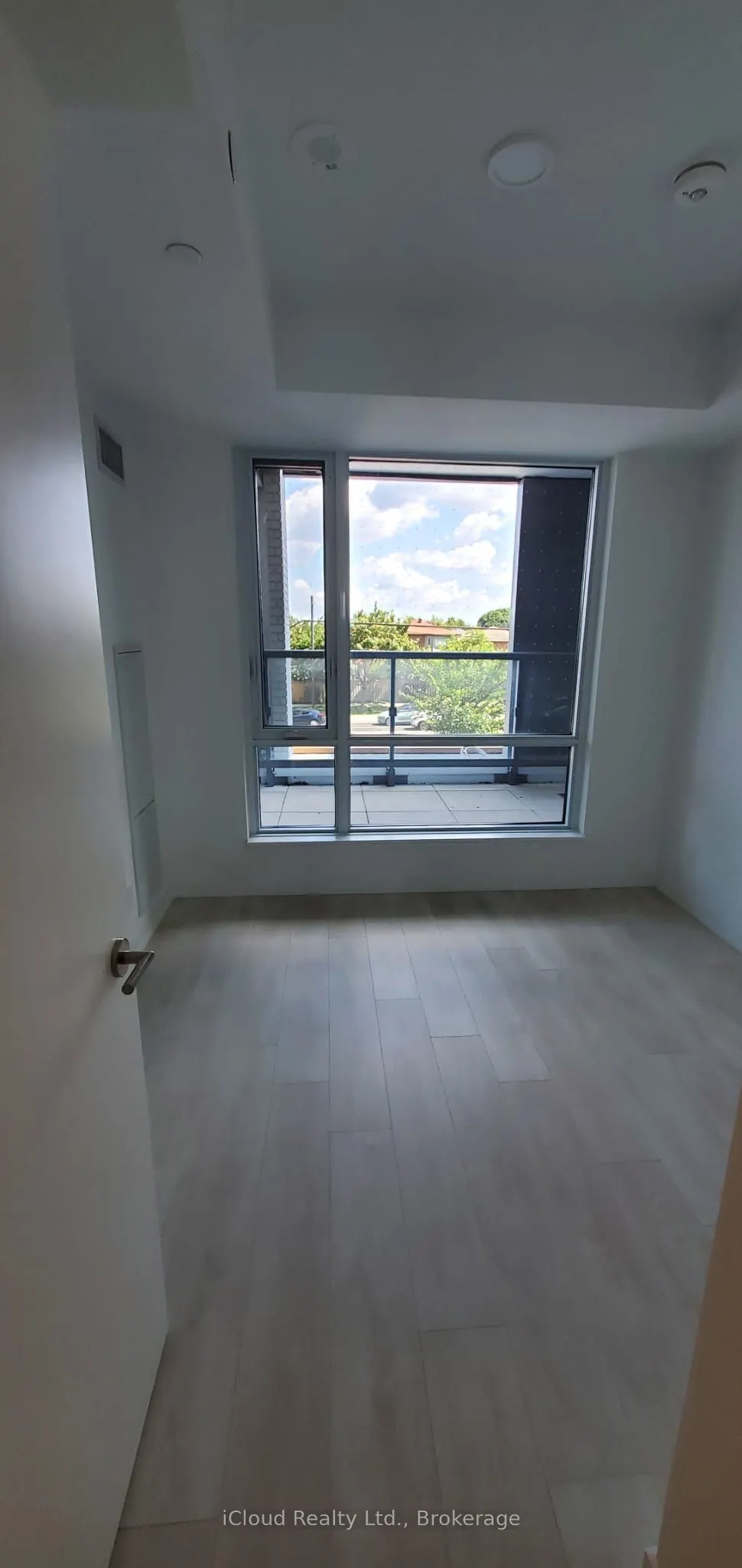 7950 Bathurst Street, #210