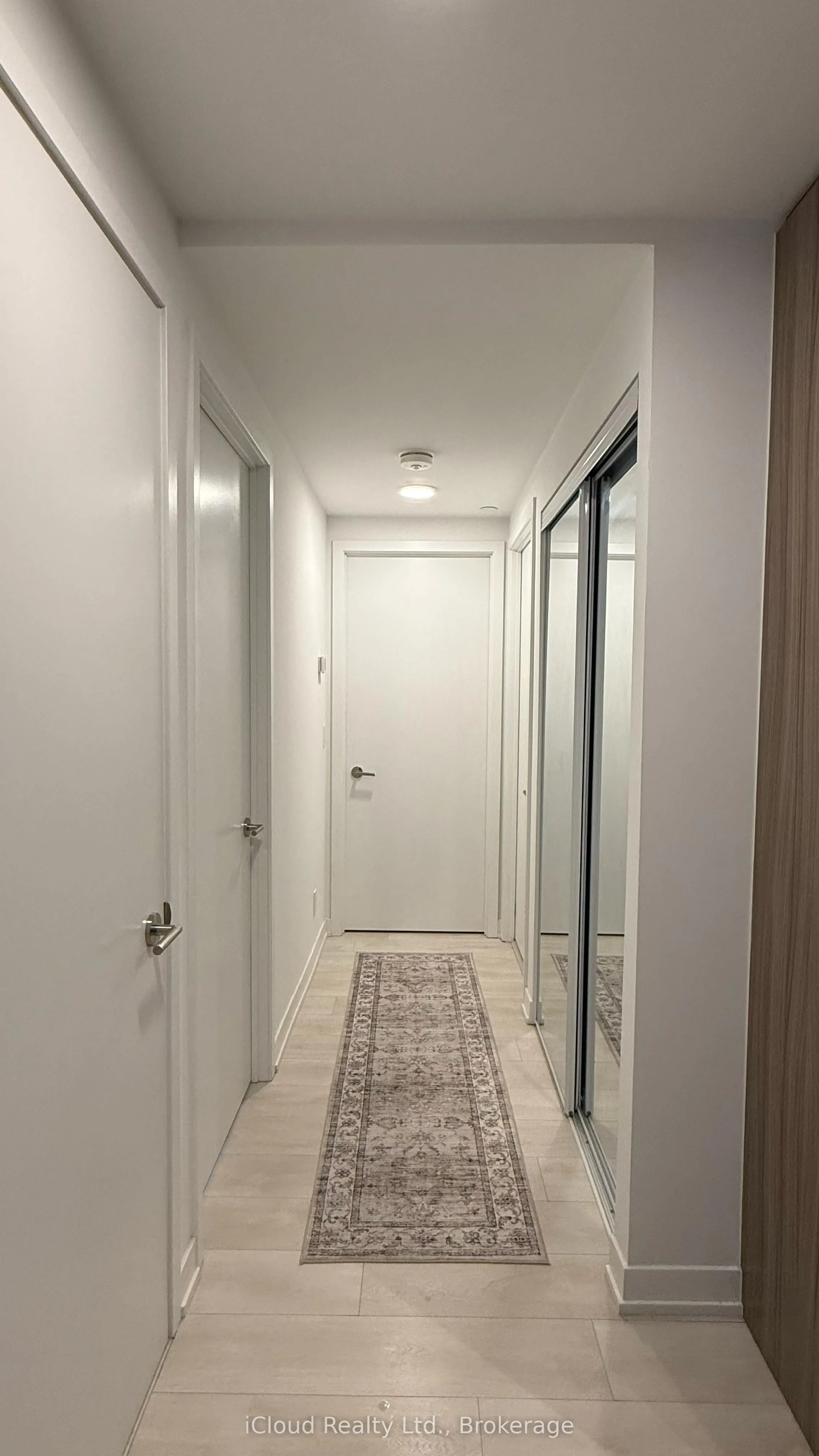 7950 Bathurst Street, #210